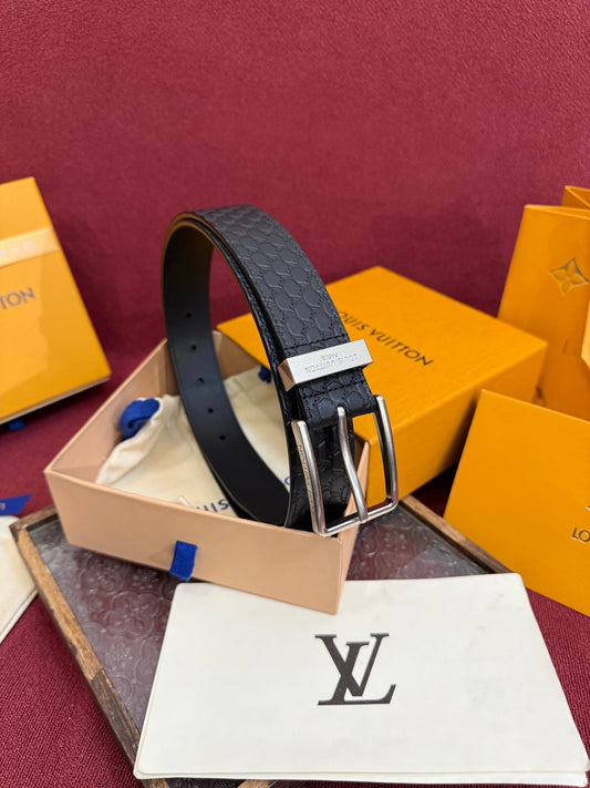 Louis Vuitton LV Black Pont Neuf 35mm Belt - Silver Buckle