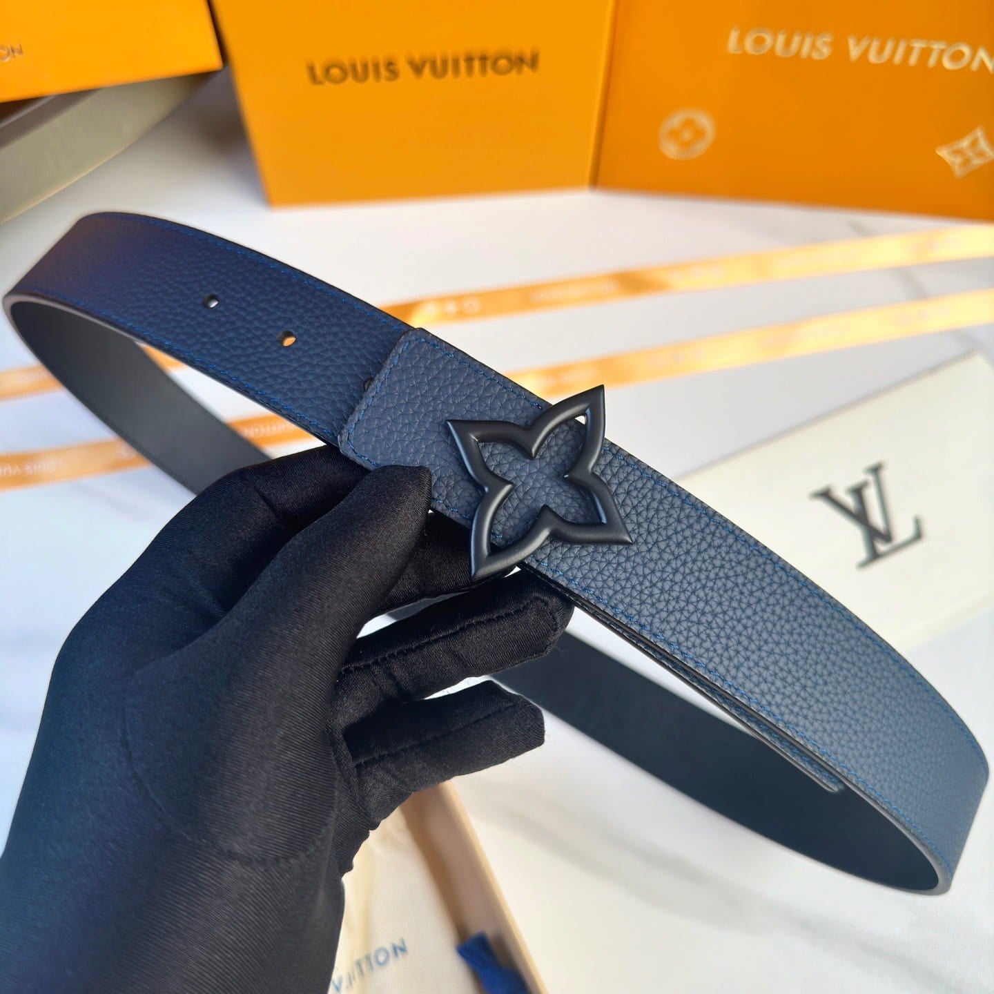 Louis Vuitton LV Women's Bloom Marine Blue Taurillon 40mm Reversible Belt - Matte Black Flowergram Buckle