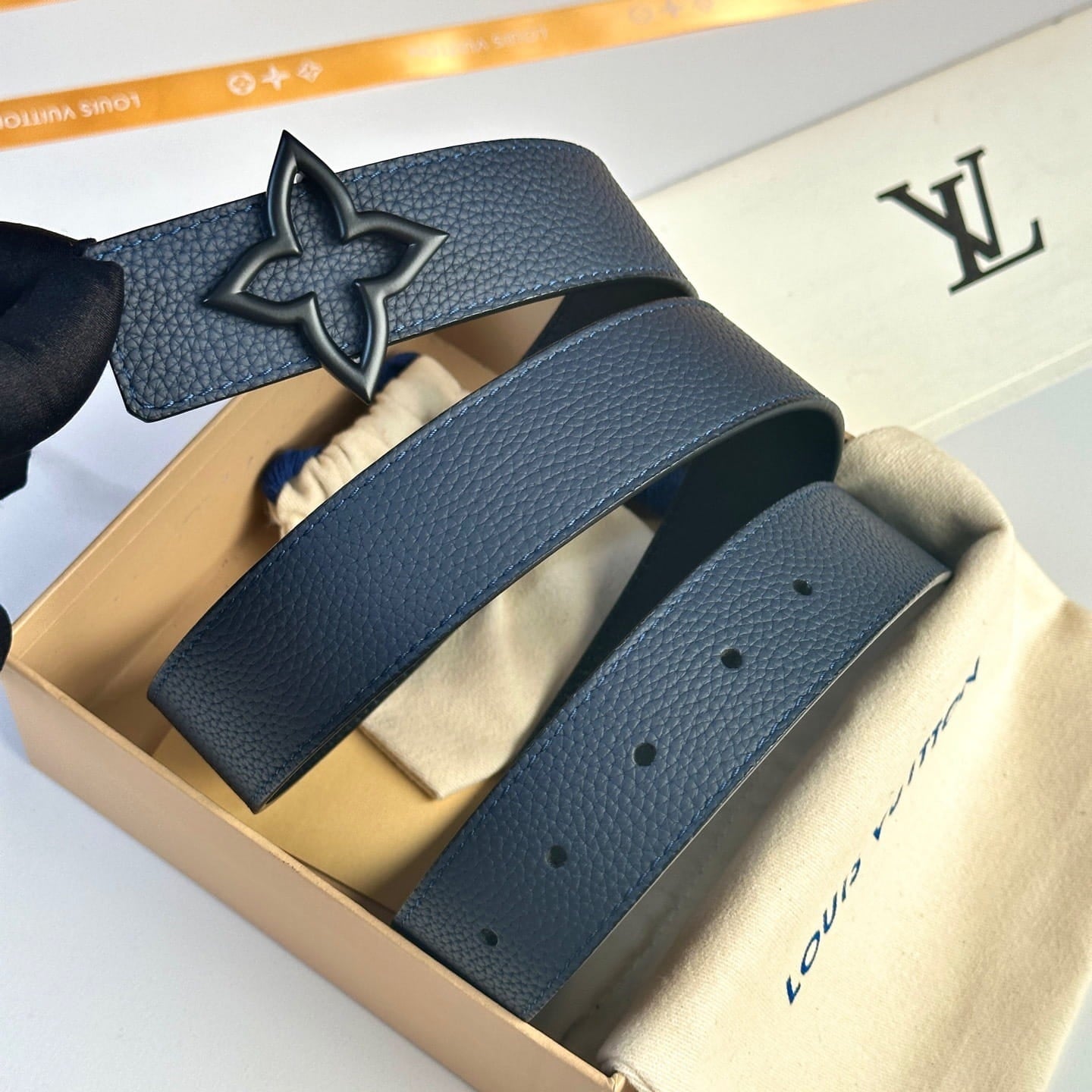 Louis Vuitton LV Women's Bloom Marine Blue Taurillon 40mm Reversible Belt - Matte Black Flowergram Buckle