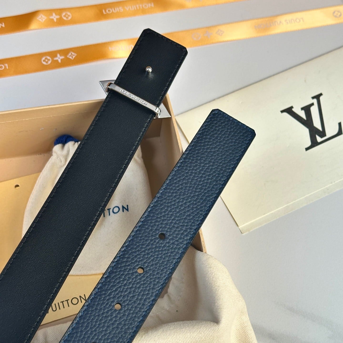 Louis Vuitton LV Women's Bloom Marine Blue Taurillon 40mm Reversible Belt - Silver Flowergram Buckle