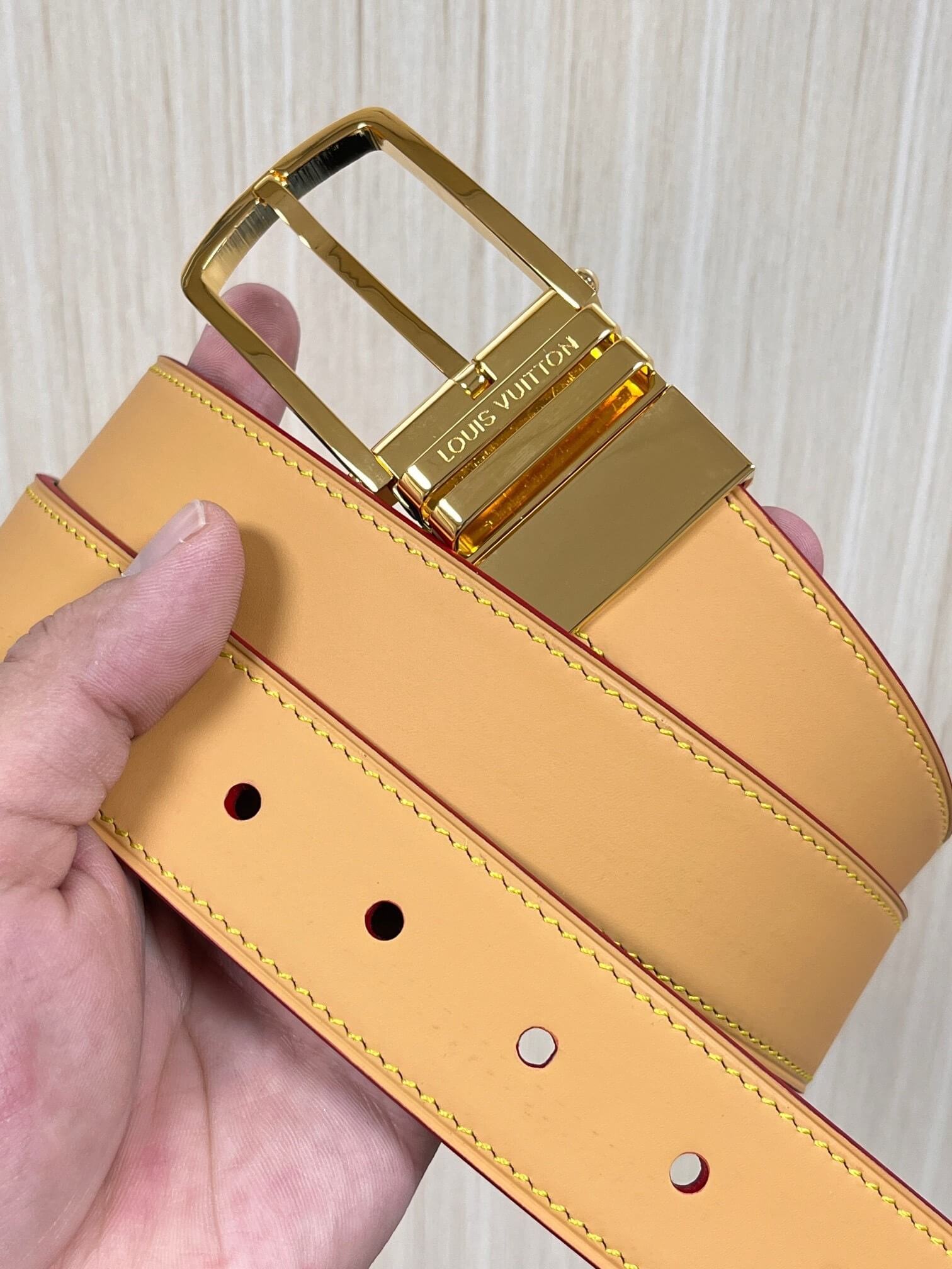 Louis Vuitton LV Corner Pin Trunk 35mm Reversible Belt Vachetta