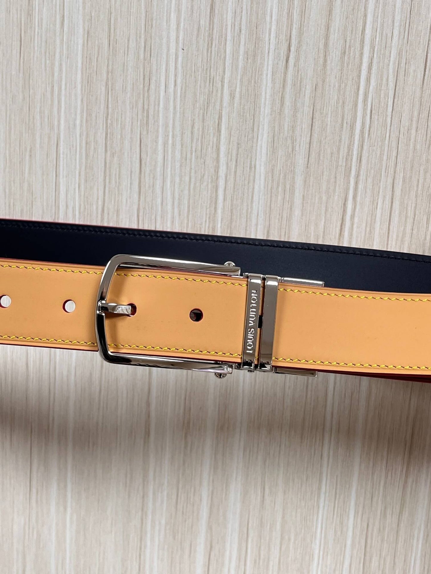 Louis Vuitton LV Corner Pin Trunk 35mm Reversible Belt Vachetta & Black Silver Buckle