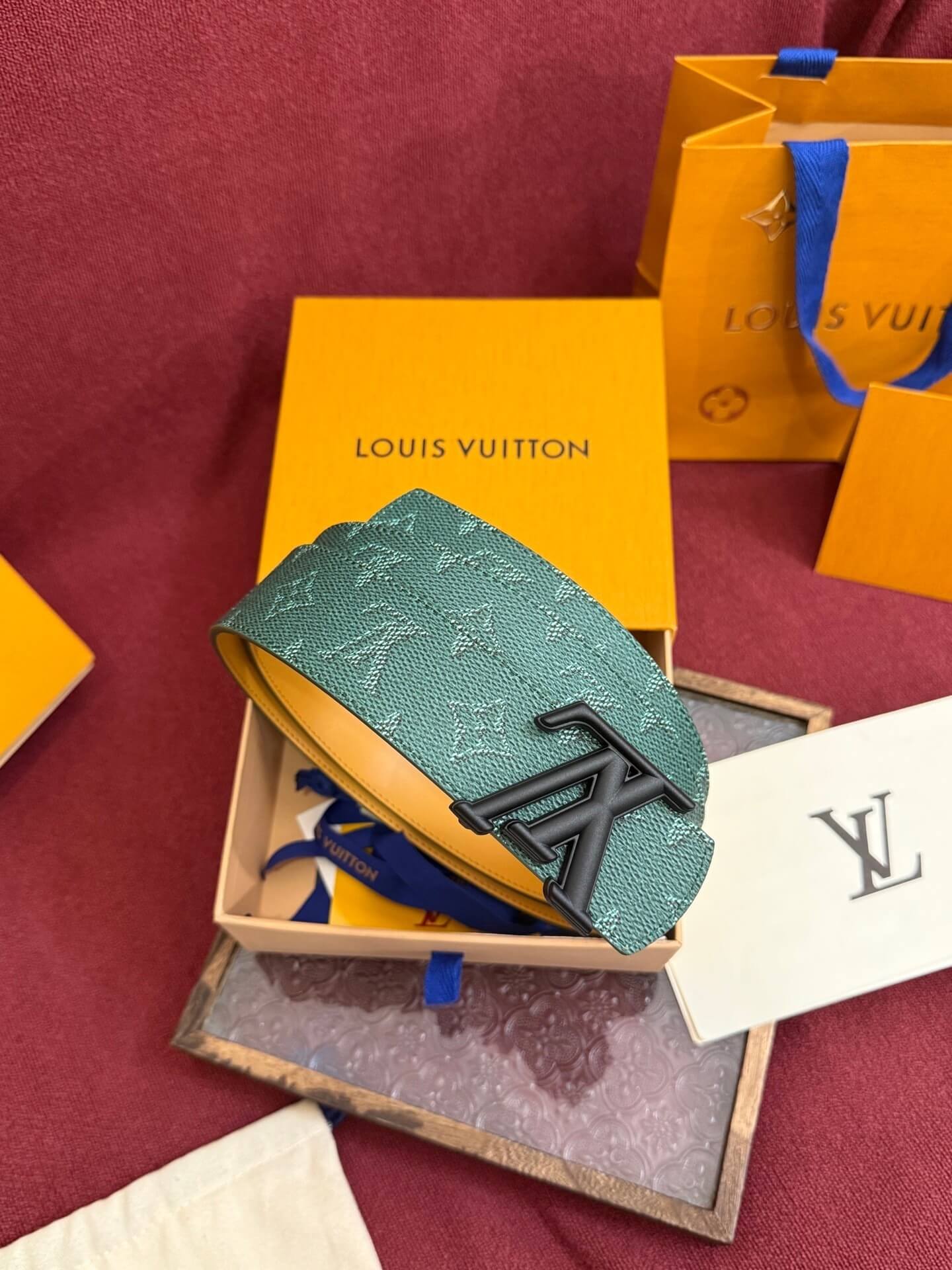 Louis Vuitton LV Dimension 40mm Monogram Reversible Belt Malachite Green - Matte Black Buckle