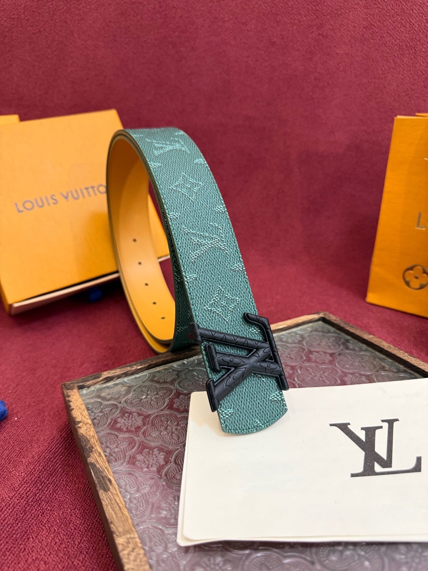 Louis Vuitton LV Dimension 40mm Reversible Belt Malachite Green - Matte Black Buckle