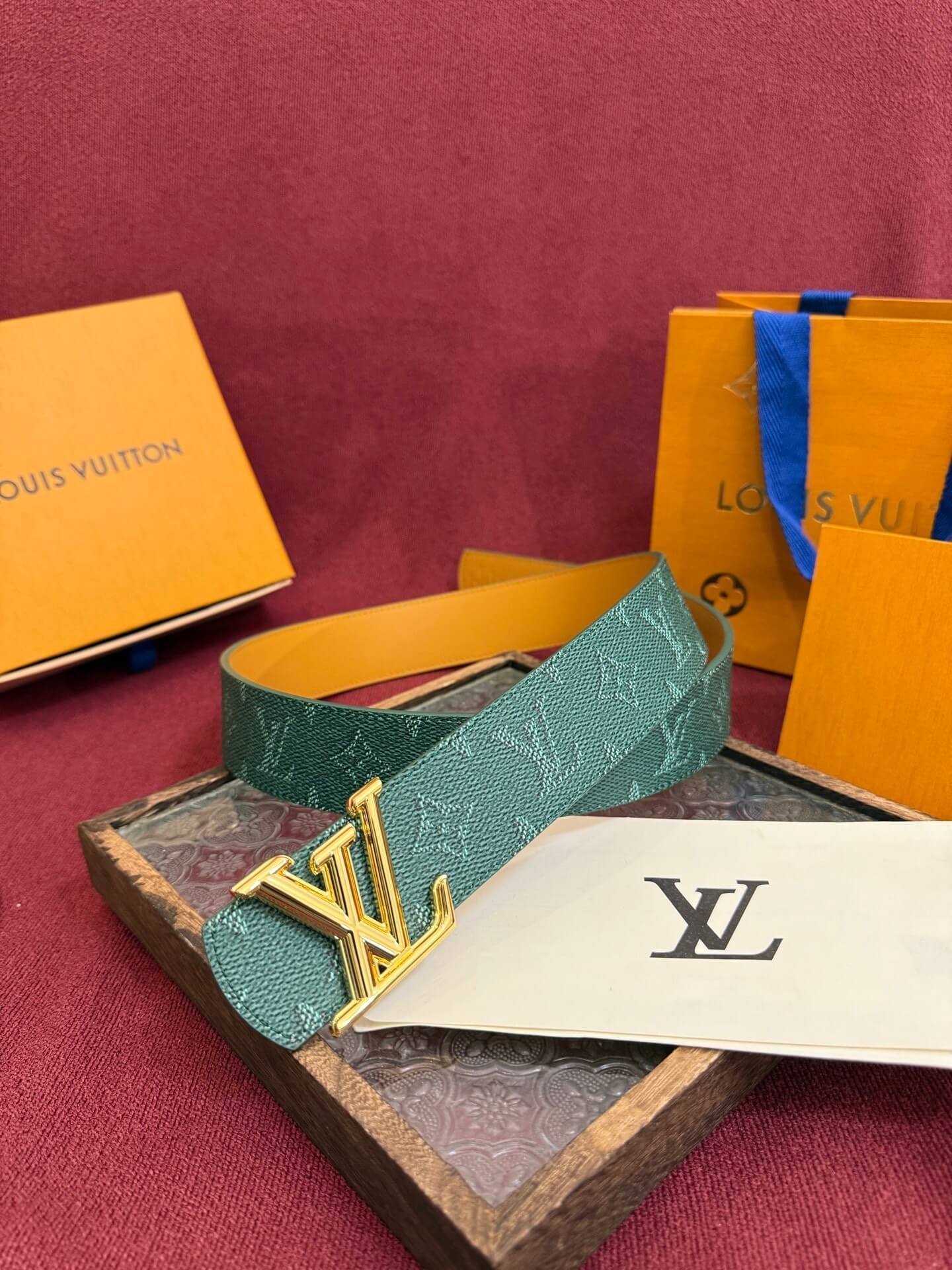 Louis Vuitton LV Dimension 40mm Reversible Monogram Leather Belt Malachite Green - Gold Buckle
