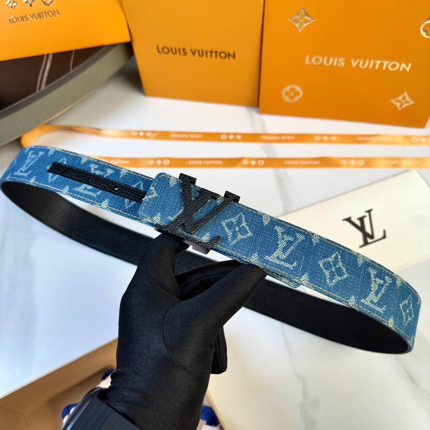 Louis Vuitton LV Dimension Monogram Denim Flower 40mm Reversible Belt - Black Textured Buckle