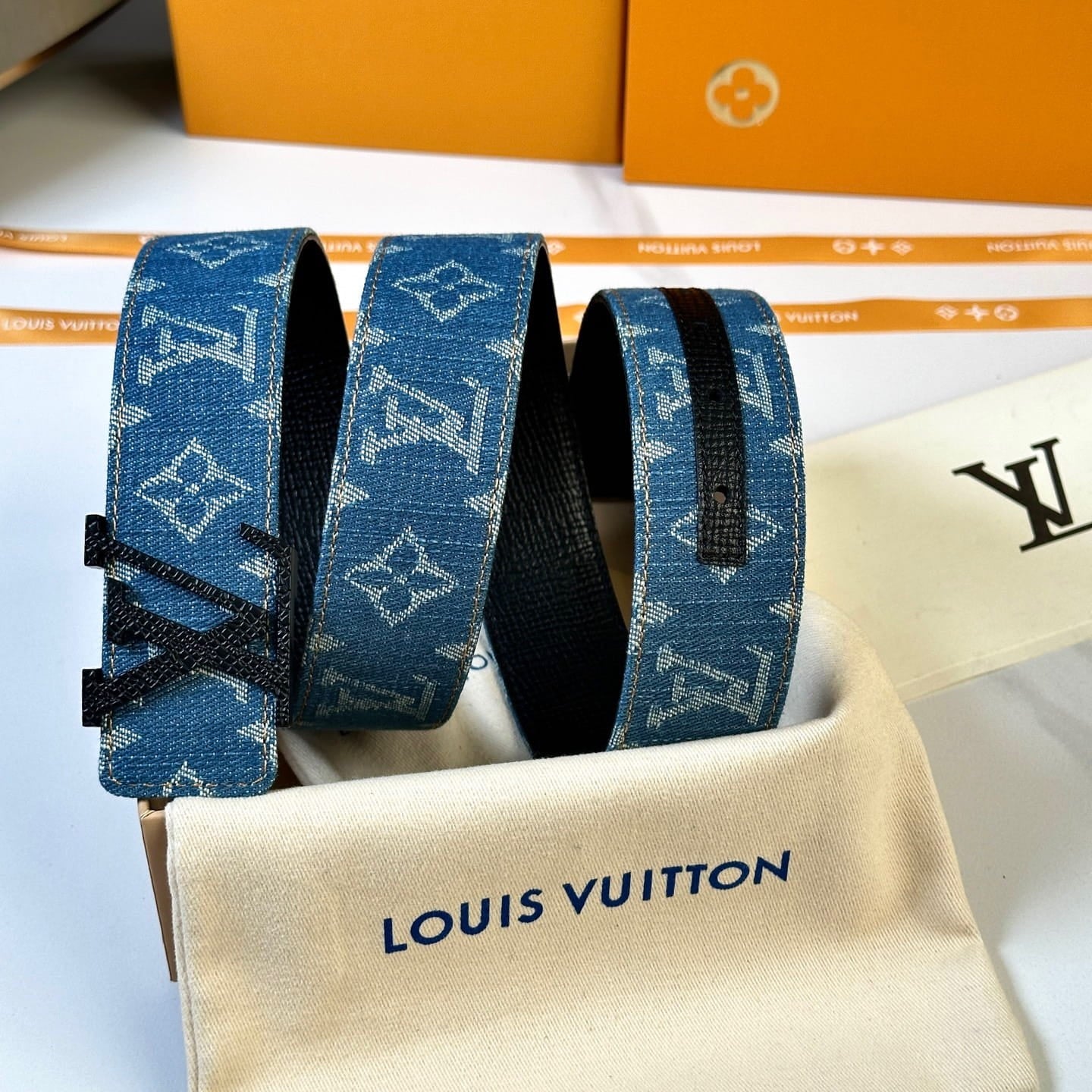 Louis Vuitton LV Dimension Monogram Denim Flower 40mm Reversible Belt - Black Textured Buckle