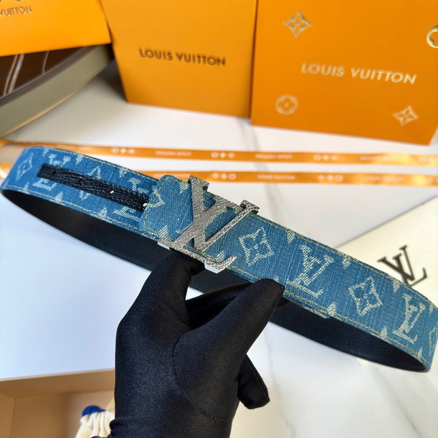 Louis Vuitton LV Dimension Monogram Denim Flower 40mm Reversible Belt - Silver Textured Buckle
