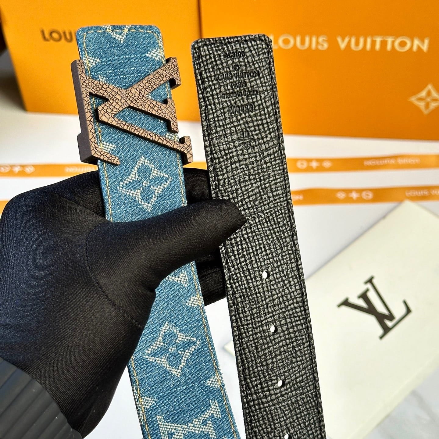 Louis Vuitton LV Dimension Monogram Denim Flower 40mm Reversible Belt - Wood Brown Textured Buckle