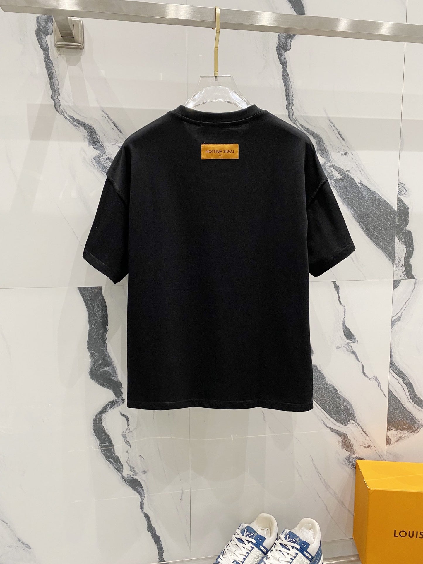 Louis Vuitton LV Distortion T-Shirt – Black & Pink