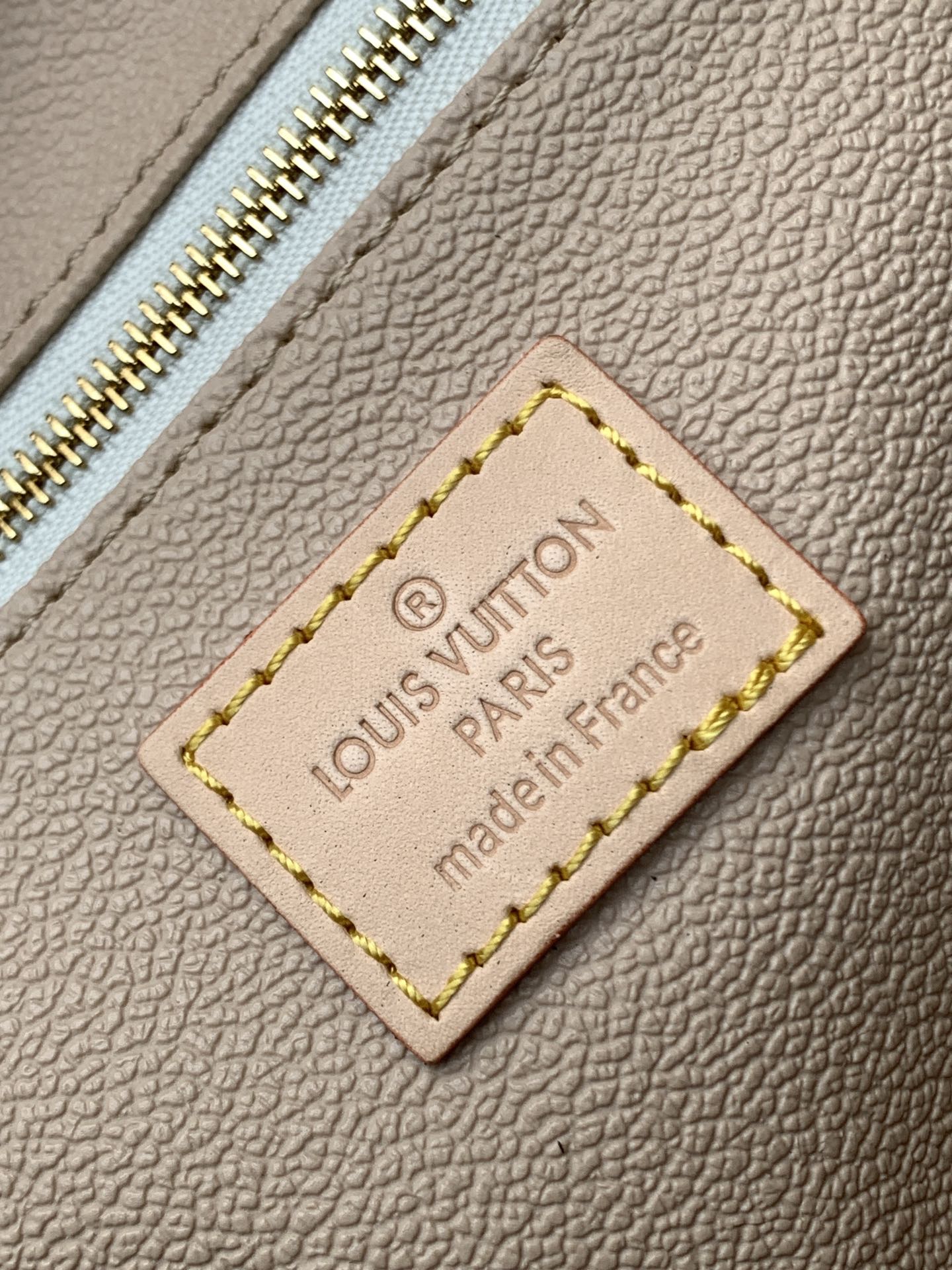 Louis Vuitton LV Dopp Kit Toiletry Bag - Classic Monogram Canvas Wash Pouch