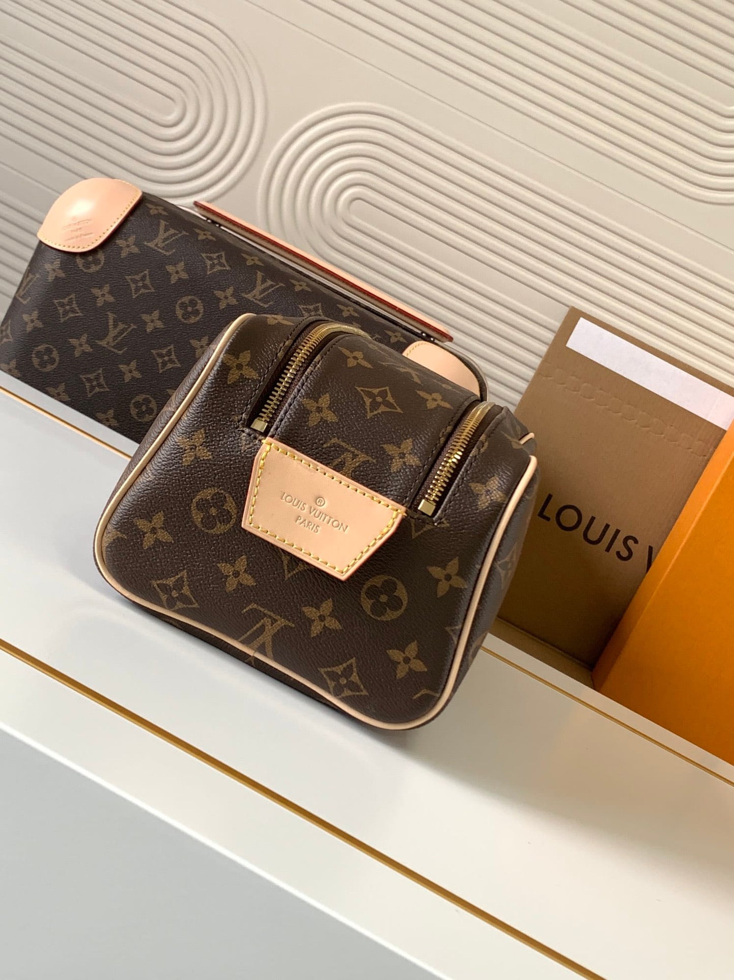Louis Vuitton LV Dopp Kit Toiletry Bag - Classic Monogram Canvas Wash Pouch