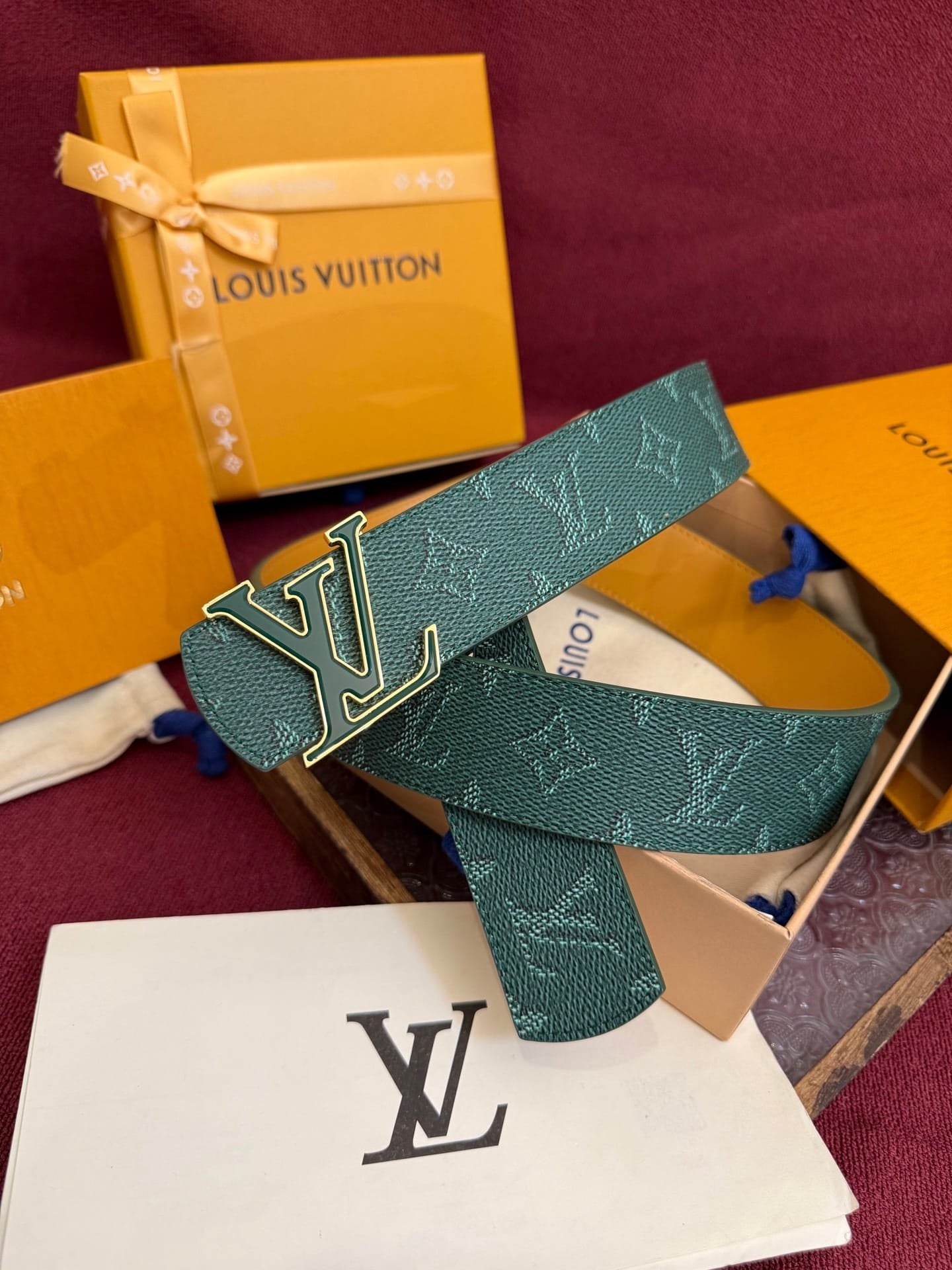 Louis Vuitton LV Emerald Green Monogram Taurillon 40mm Reversible Belt - Gold & Green Buckle