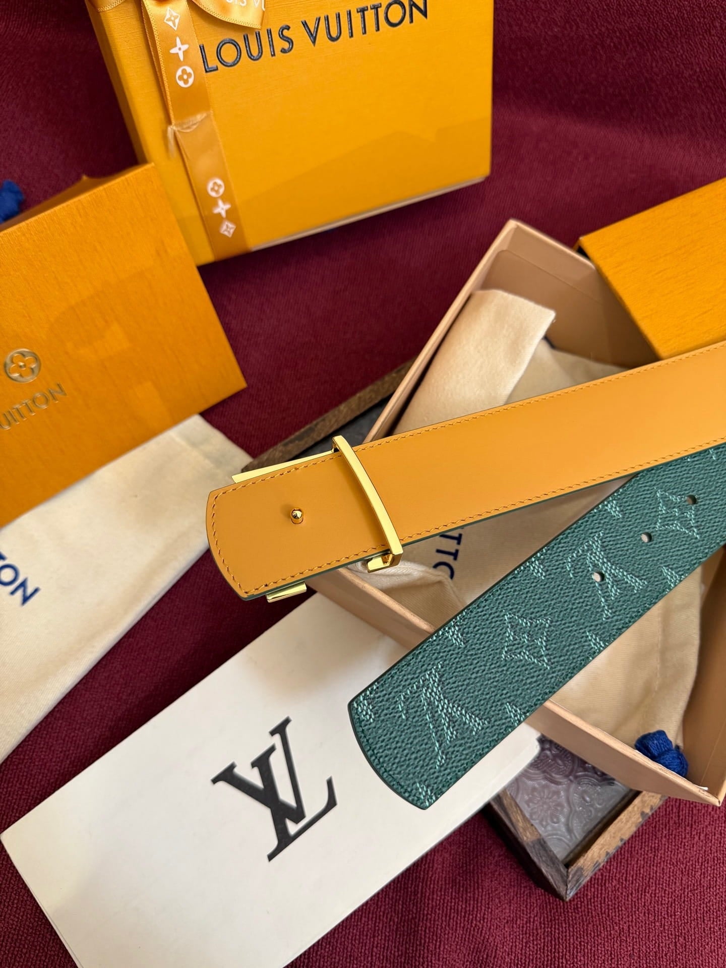 Louis Vuitton LV Emerald Green Monogram Taurillon 40mm Reversible Belt - Gold & Green Buckle
