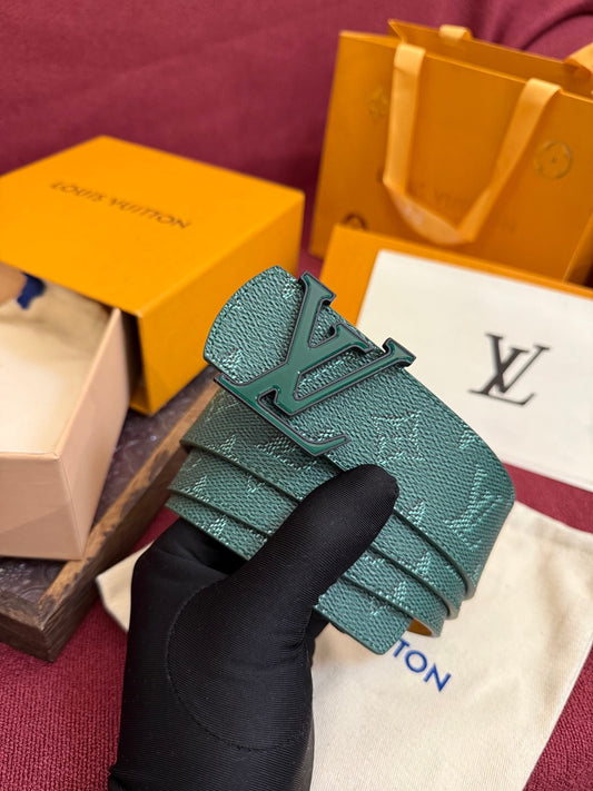 Louis Vuitton Emerald Green Monogram Taurillon 40mm Reversible Belt - Green Lacquered Buckle