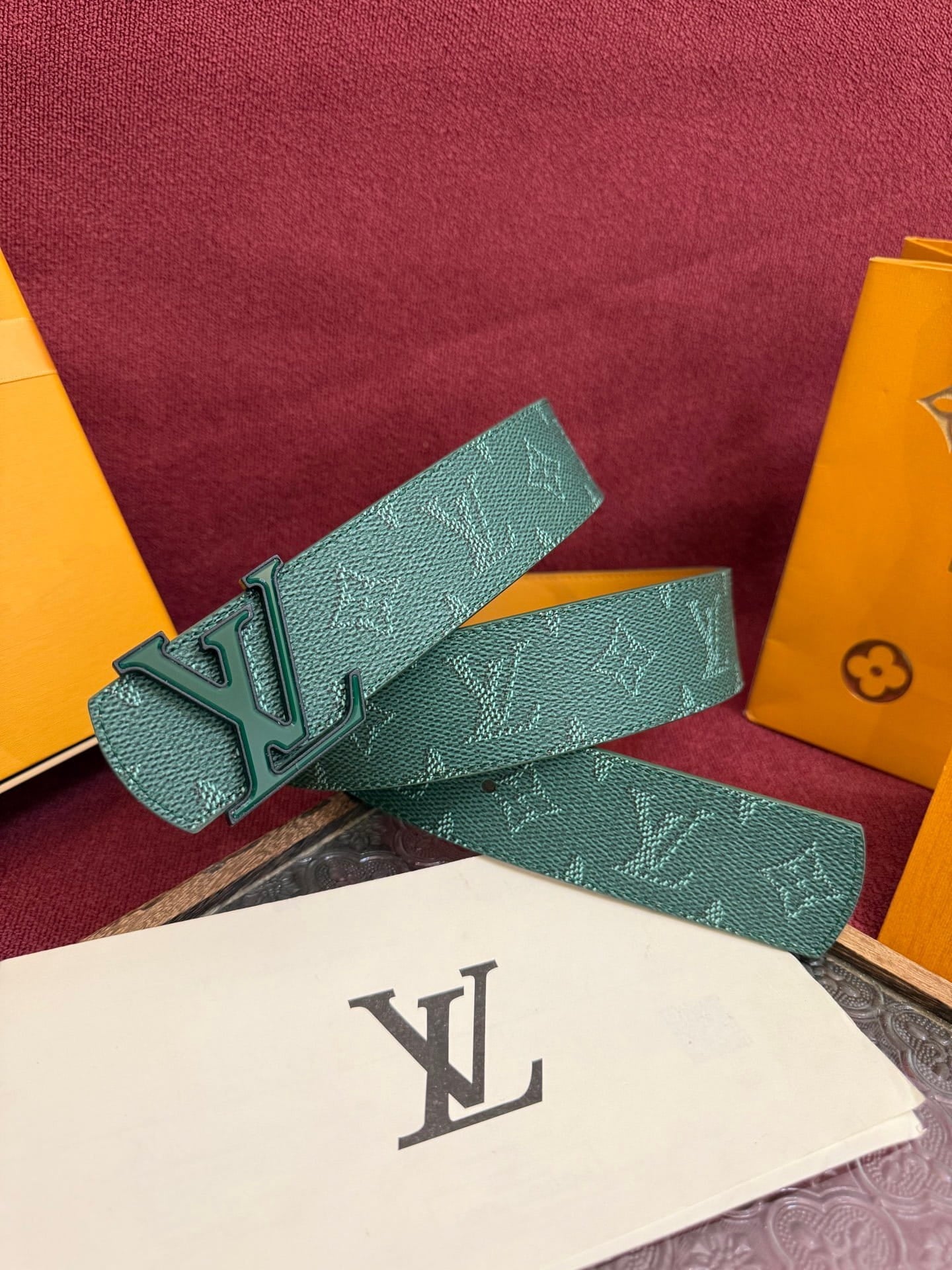 Louis Vuitton Emerald Green Monogram Taurillon 40mm Reversible Belt - Green Lacquered Buckle