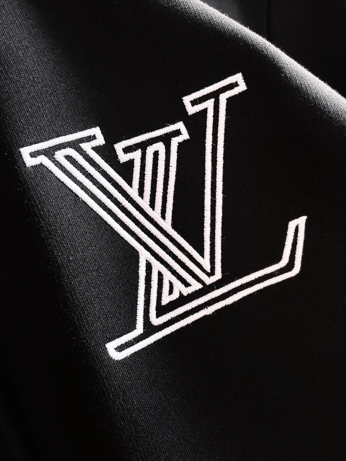 Louis Vuitton LV Graphic Stripe Tracksuit - Black & White Monogram Knit Hoodie Set