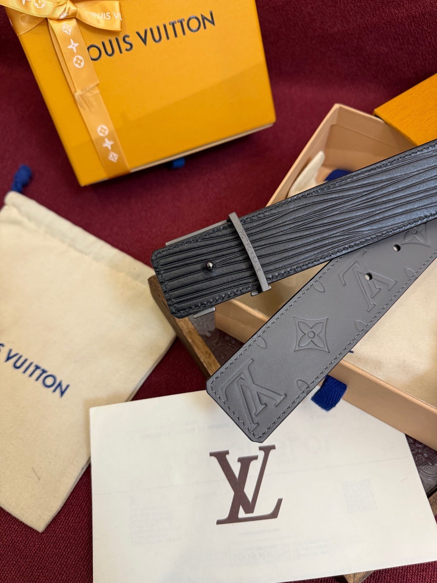 Louis Vuitton LV Initiales 40mm Reversible Belt Monogram Shadow Leather Grey - Matte Gunmetal LV Buckle