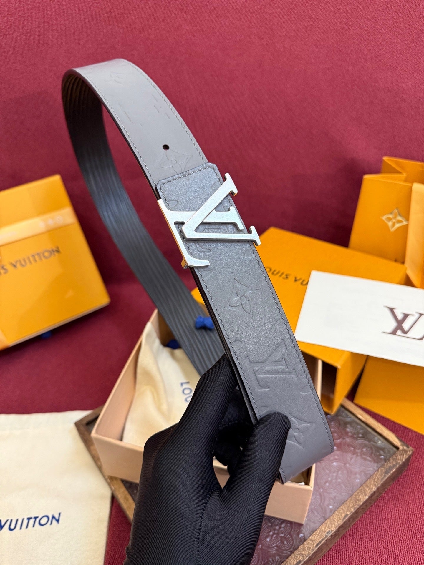Louis Vuitton LV Initiales 40mm Reversible Belt Monogram Shadow Leather Grey - Silver Buckle