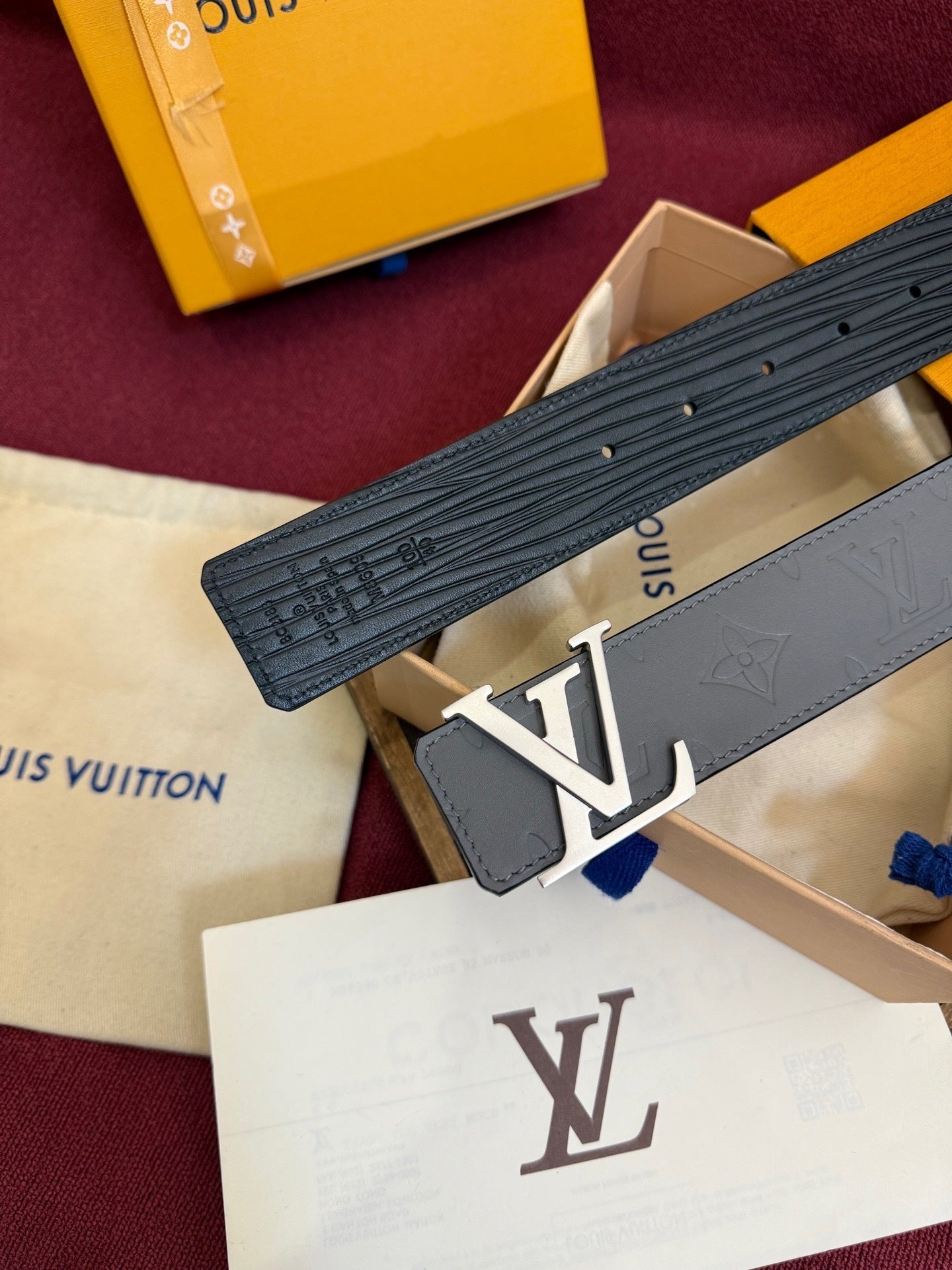 Louis Vuitton LV Initiales 40mm Reversible Belt Monogram Shadow Leather Grey - Silver Buckle