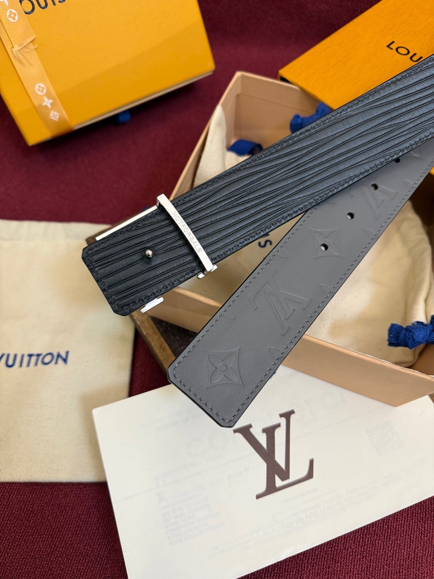 Louis Vuitton LV Initiales 40mm Reversible Belt Monogram Shadow Leather Grey - Silver Buckle