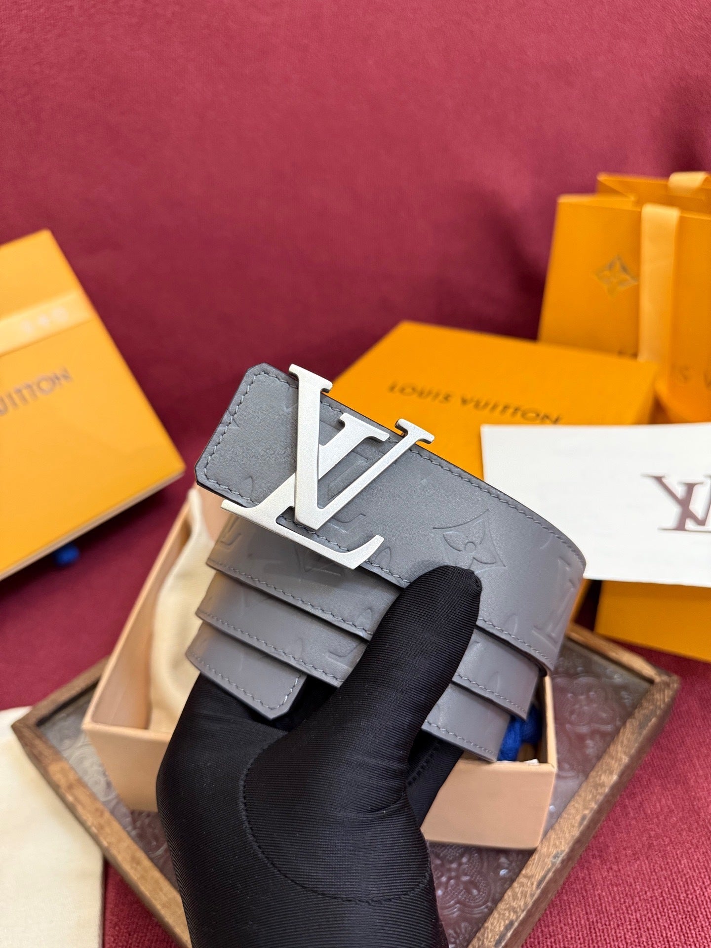 Louis Vuitton LV Initiales 40mm Reversible Belt Monogram Shadow Leather Grey - Silver Buckle