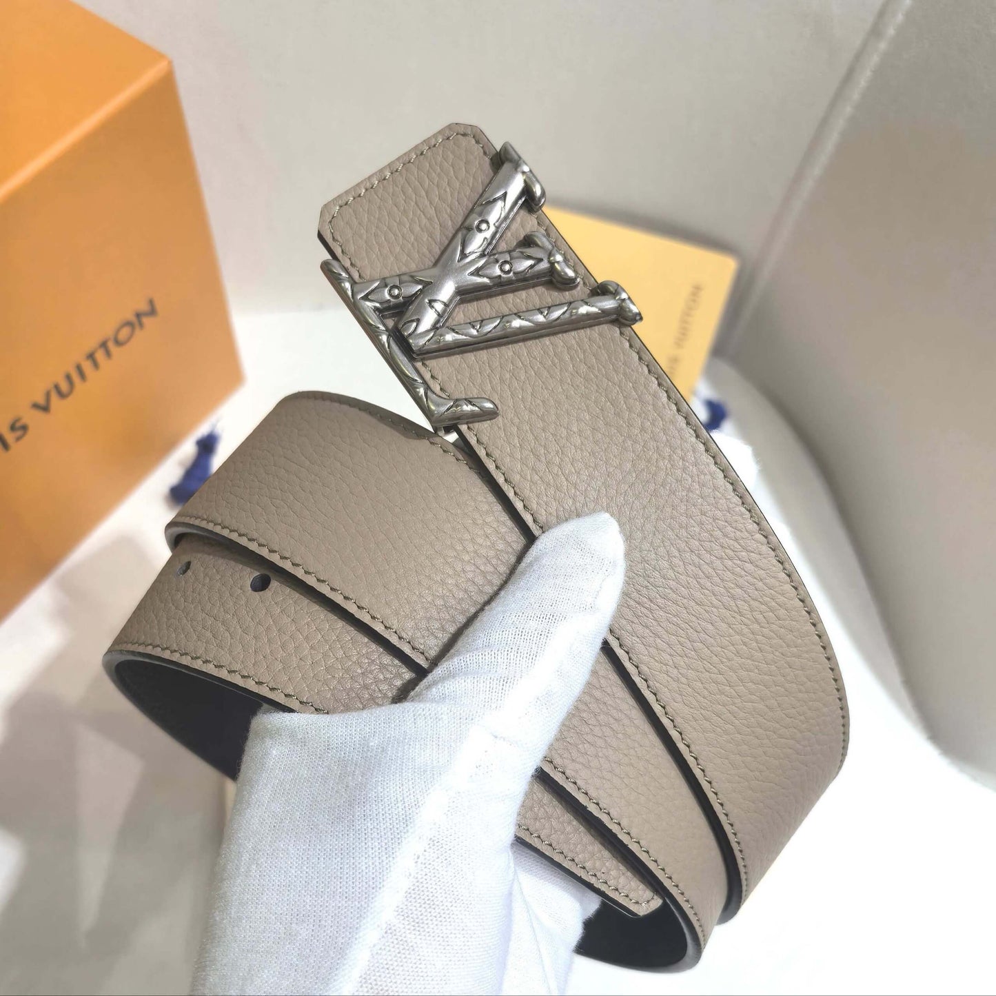Louis Vuitton LV Initiales 40mm Reversible Taurillon Leather Belt Griolet - Silver Buckle