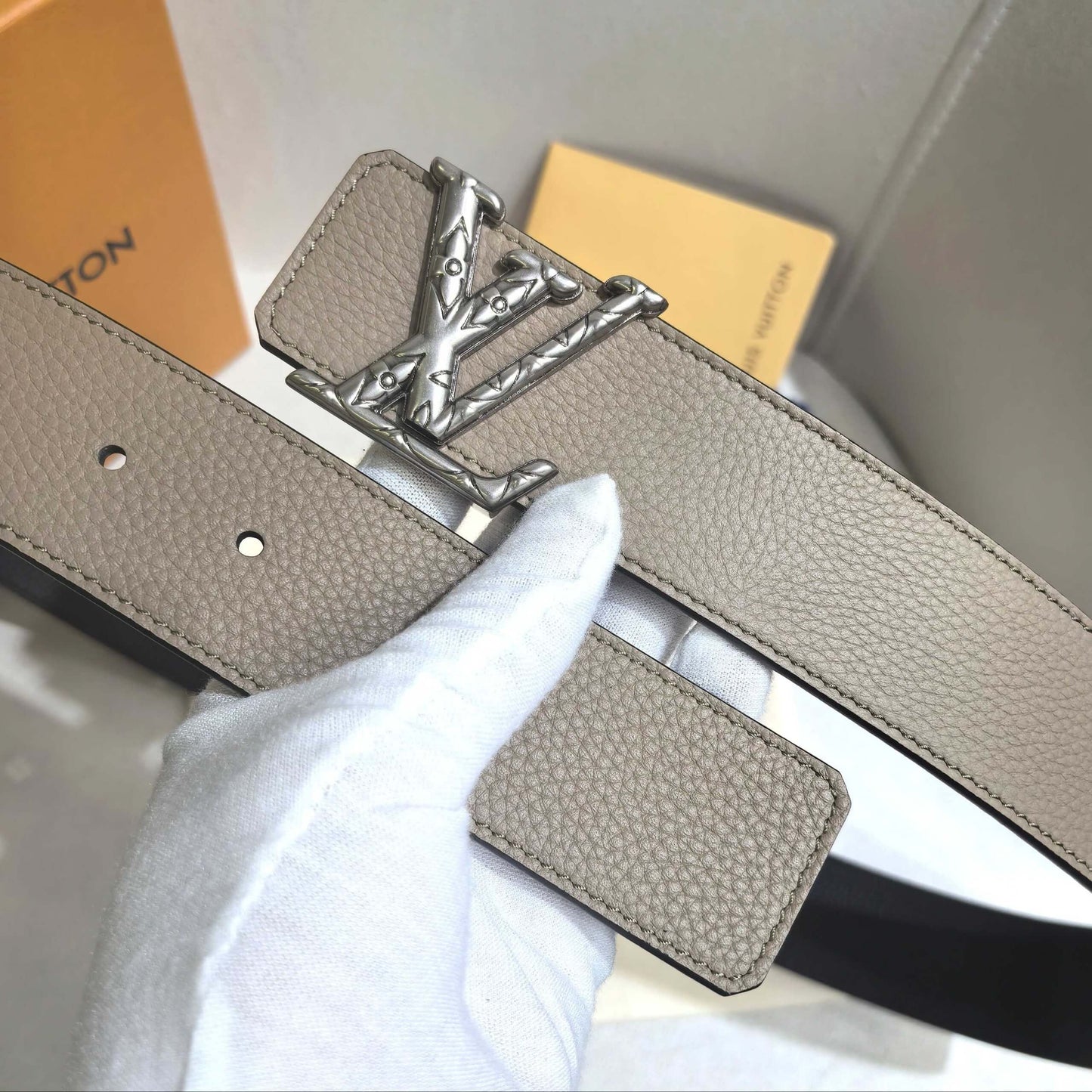 Louis Vuitton LV Initiales 40mm Reversible Taurillon Leather Belt Griolet - Silver Buckle