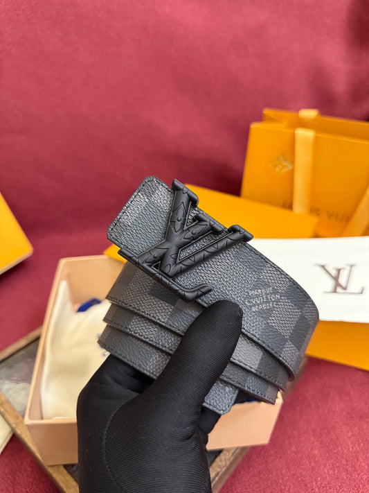 Louis Vuitton LV Initiales Damier Graphite 40mm Reversible Belt - Engraved Matte Black Buckle