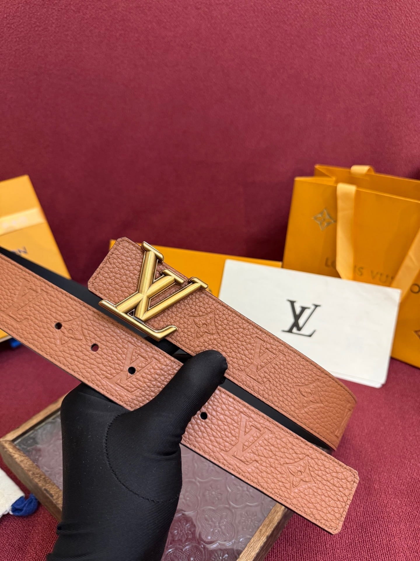 Louis Vuitton LV Initiales Monogram 40mm Cognac Reversible Belt - Gold Buckle
