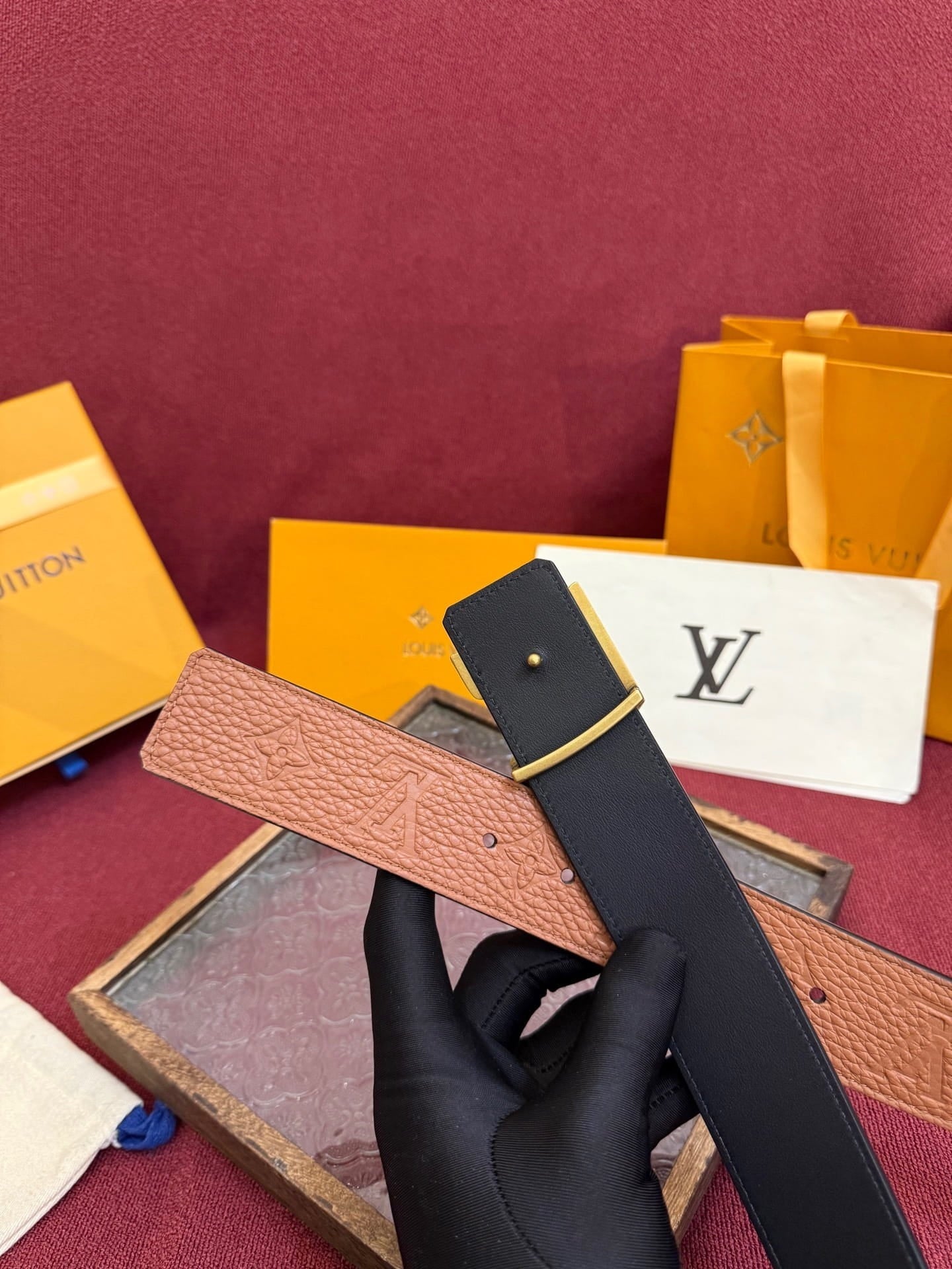 Louis Vuitton LV Initiales Monogram 40mm Cognac Reversible Belt - Gold Buckle