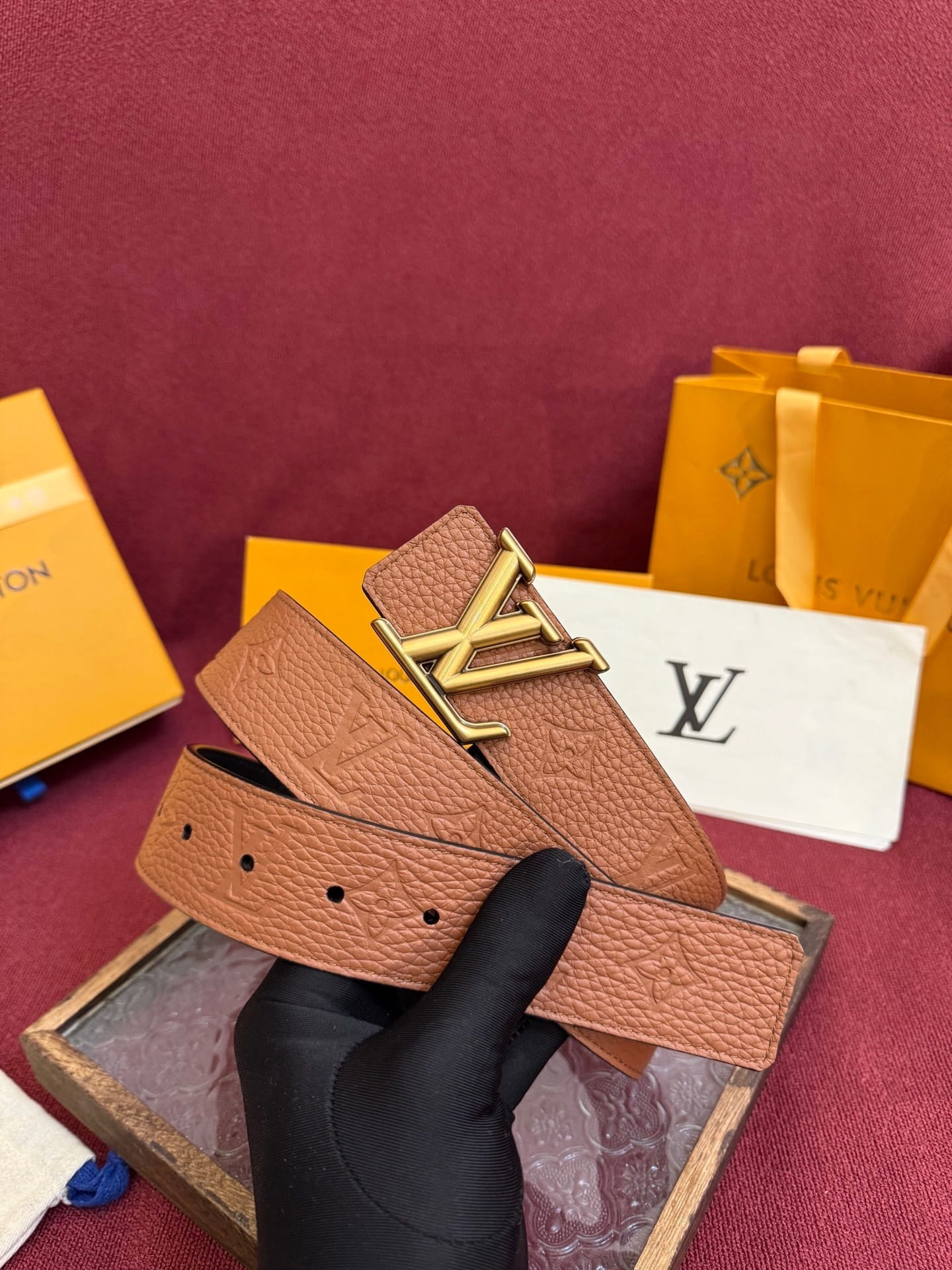 Louis Vuitton LV Initiales Monogram 40mm Cognac Reversible Belt - Gold Buckle