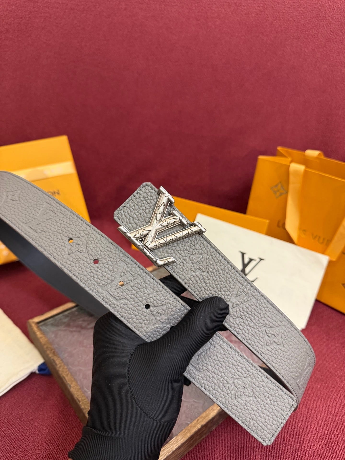 Louis Vuitton LV Initiales Monogram 40mm Grey Reversible Belt - Silver Buckle