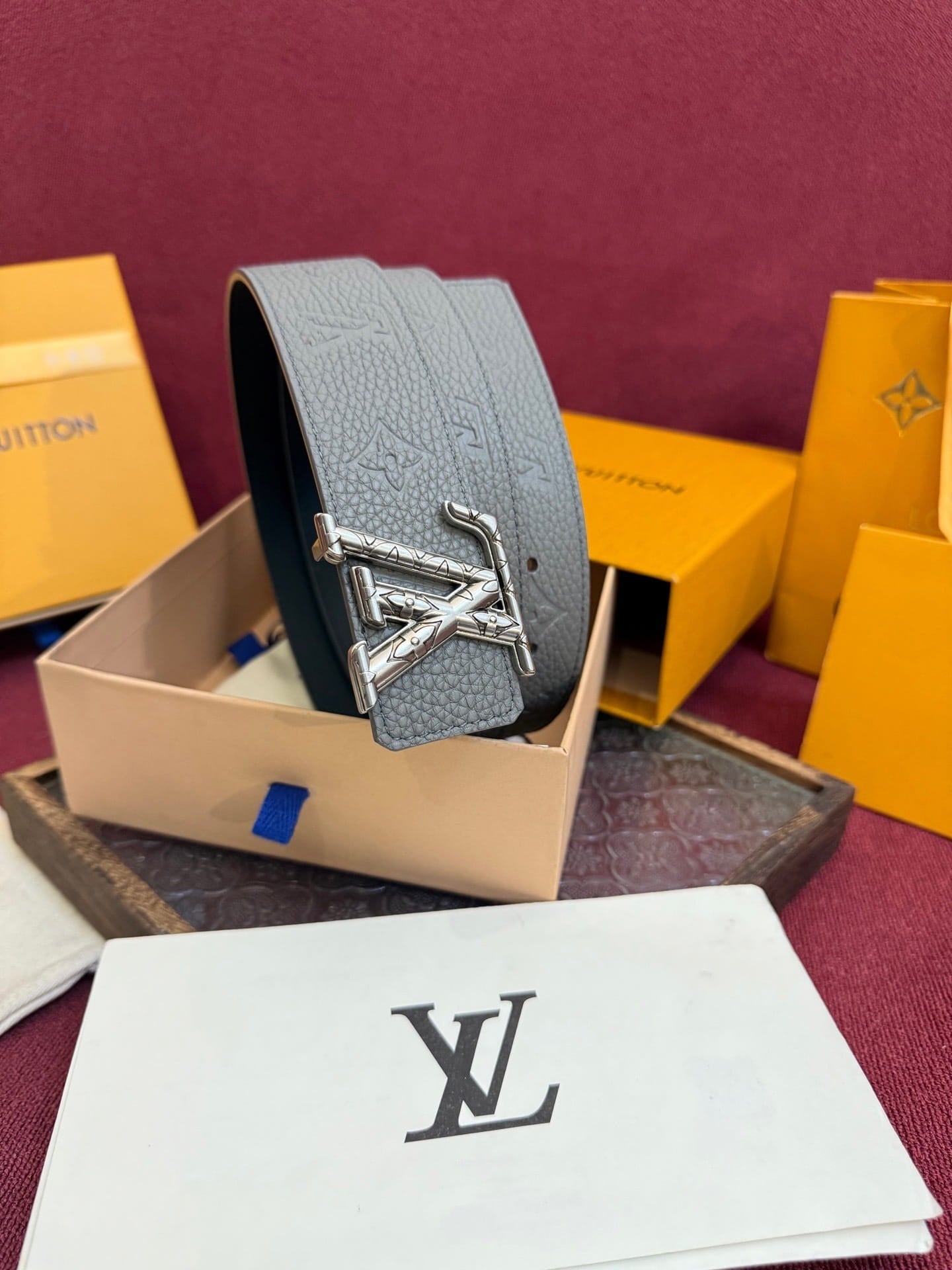 Louis Vuitton LV Initiales Monogram 40mm Grey Reversible Belt - Silver Buckle