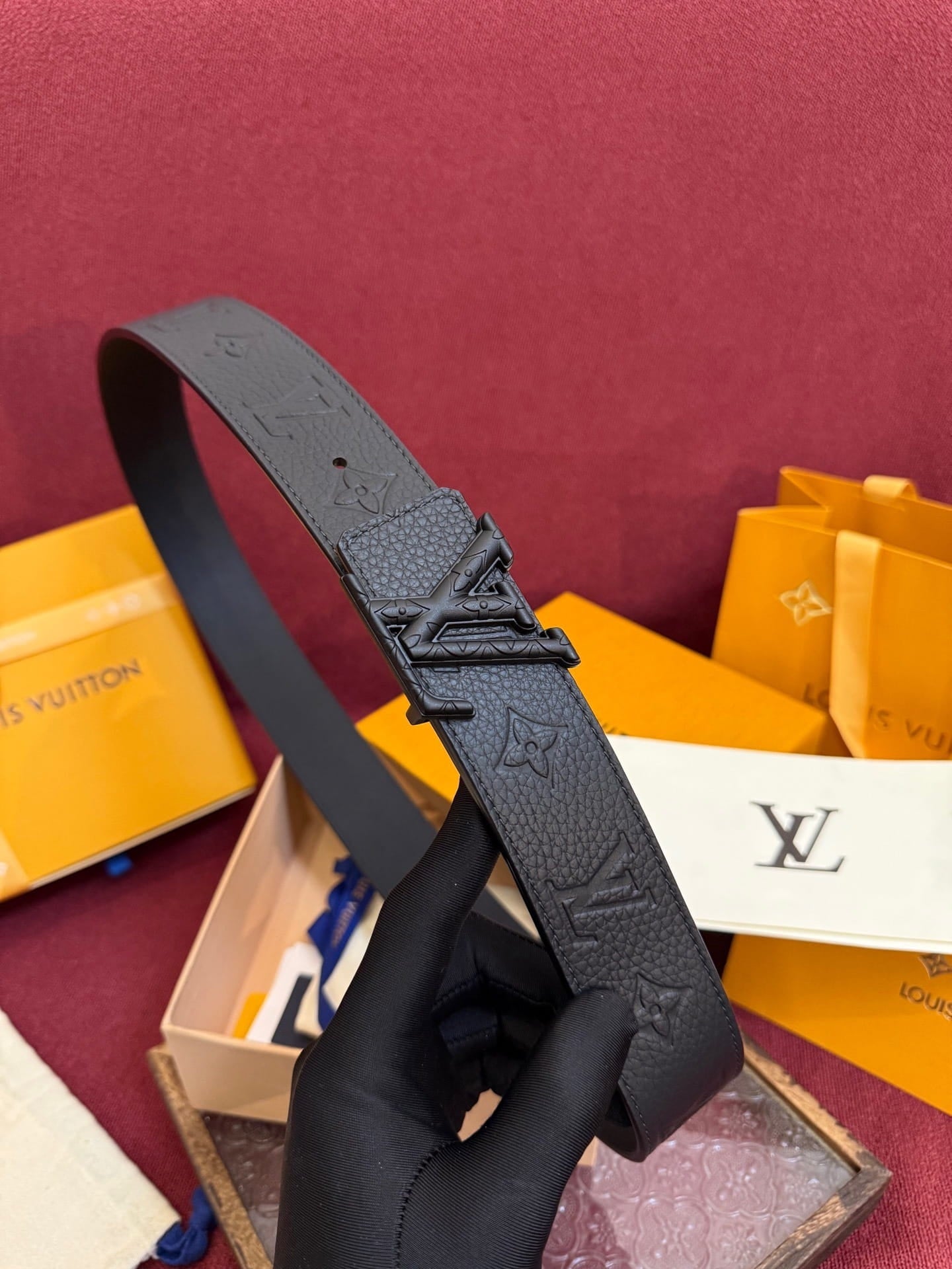 Louis Vuitton LV Initiales Monogram Black 40mm Reversible Belt Matte Black Engraved Buckle