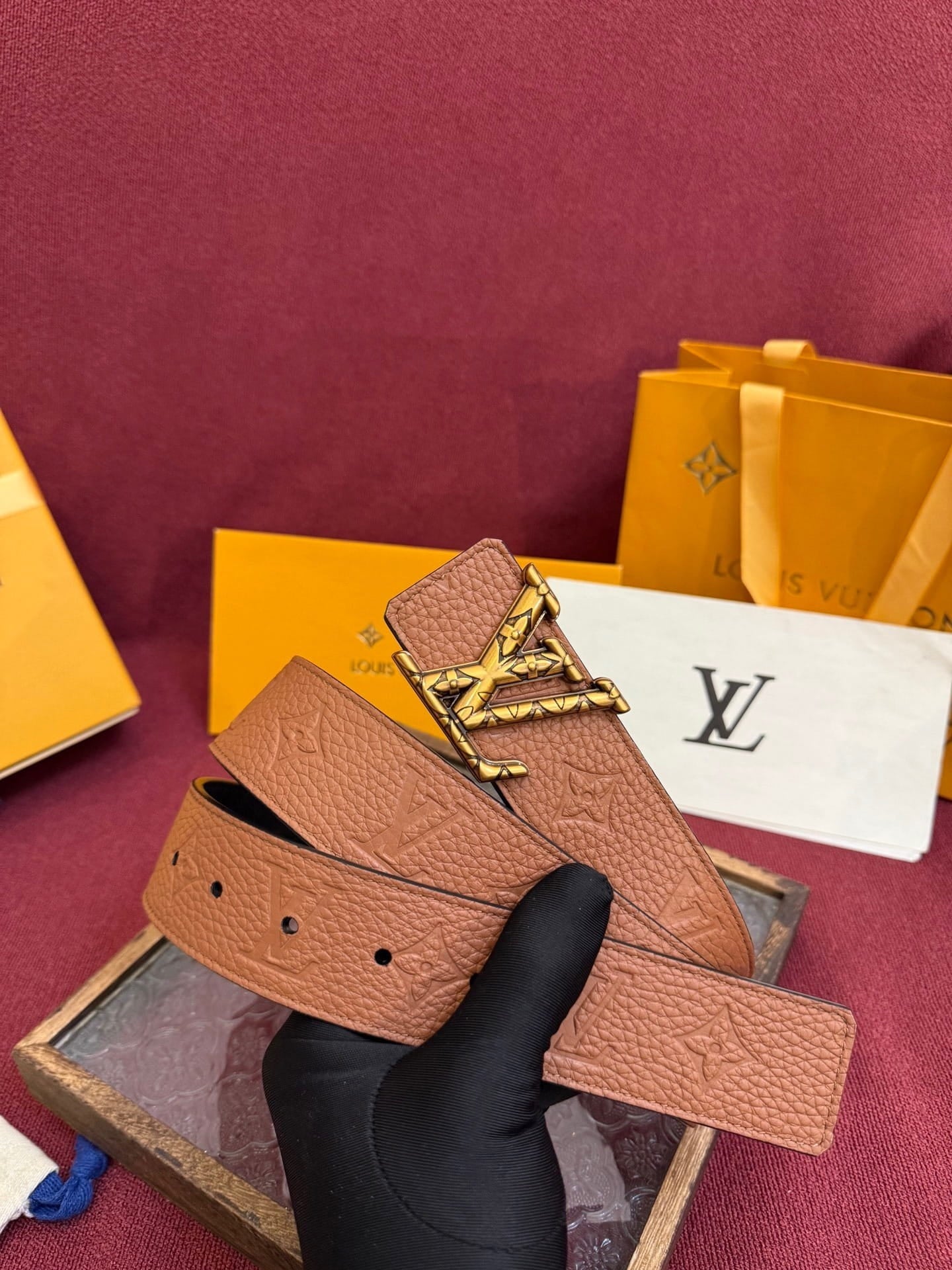 Louis Vuitton LV Initiales Monogram Cognac 40mm Reversible Belt - Gold Engraved Buckle
