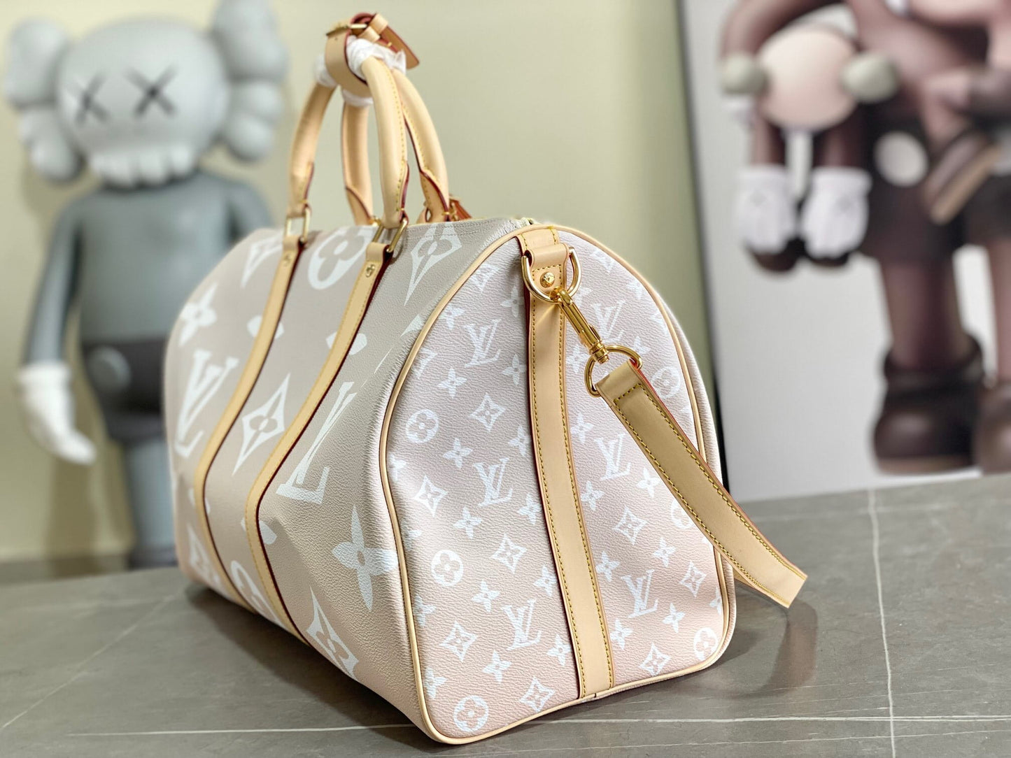 Louis Vuitton LV Keepall Bandoulière 45 Monogram Gradient By The Pool
