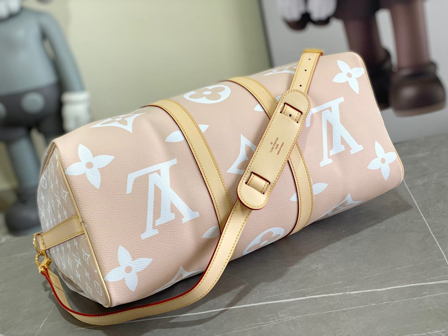 Louis Vuitton LV Keepall Bandoulière 45 Monogram Gradient By The Pool