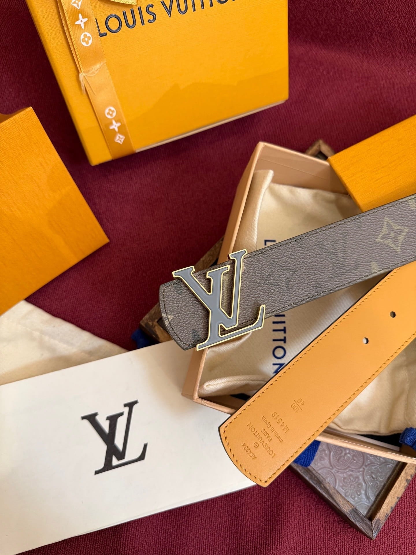 Louis Vuitton LV Khaki Monogram Taurillon 40mm Reversible Belt - Gold & Grey Buckle