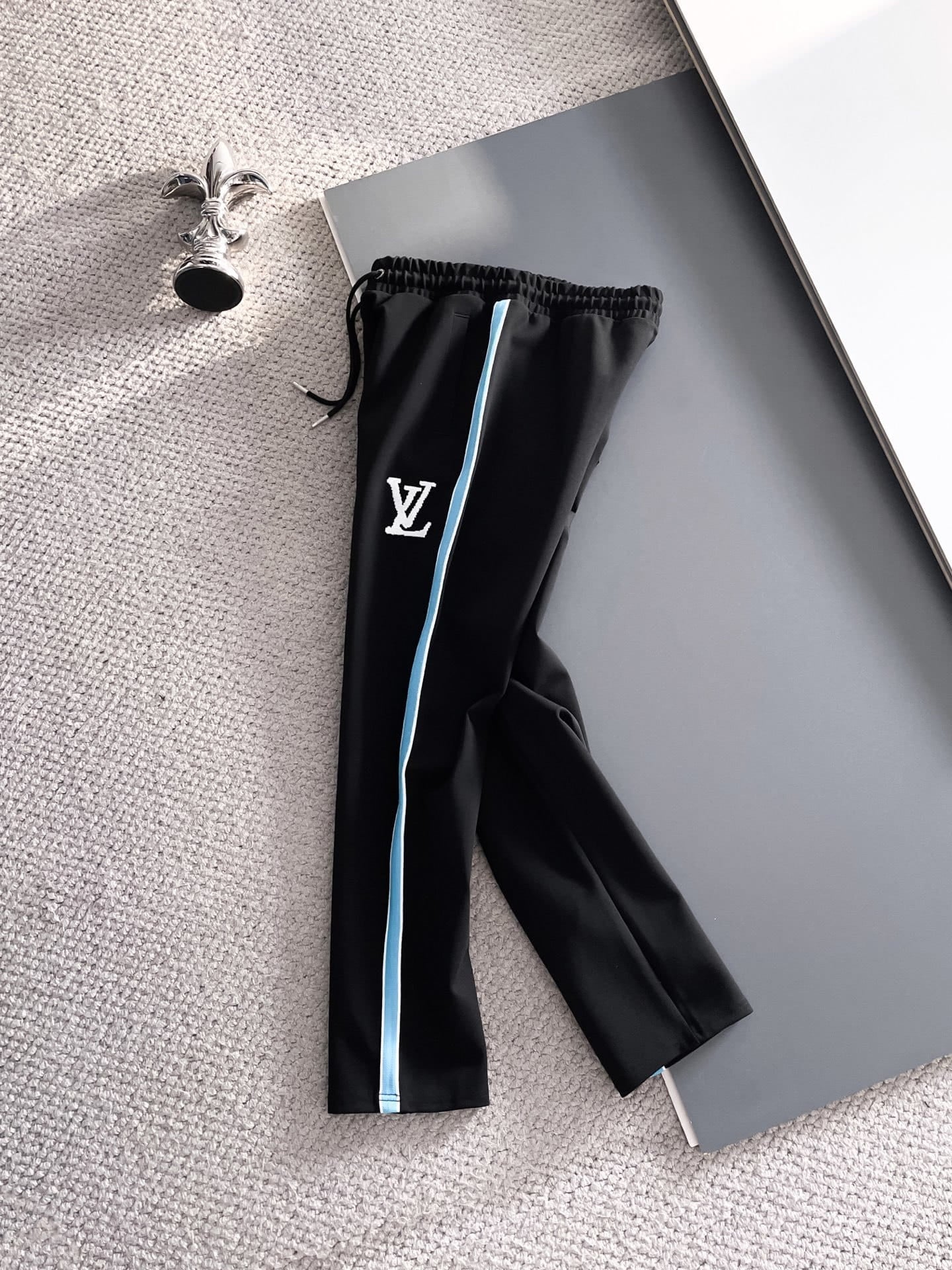 Louis Vuitton LV Men's Graphic Stripe Tracksuit - Black & Light Blue Monogram Knit Set