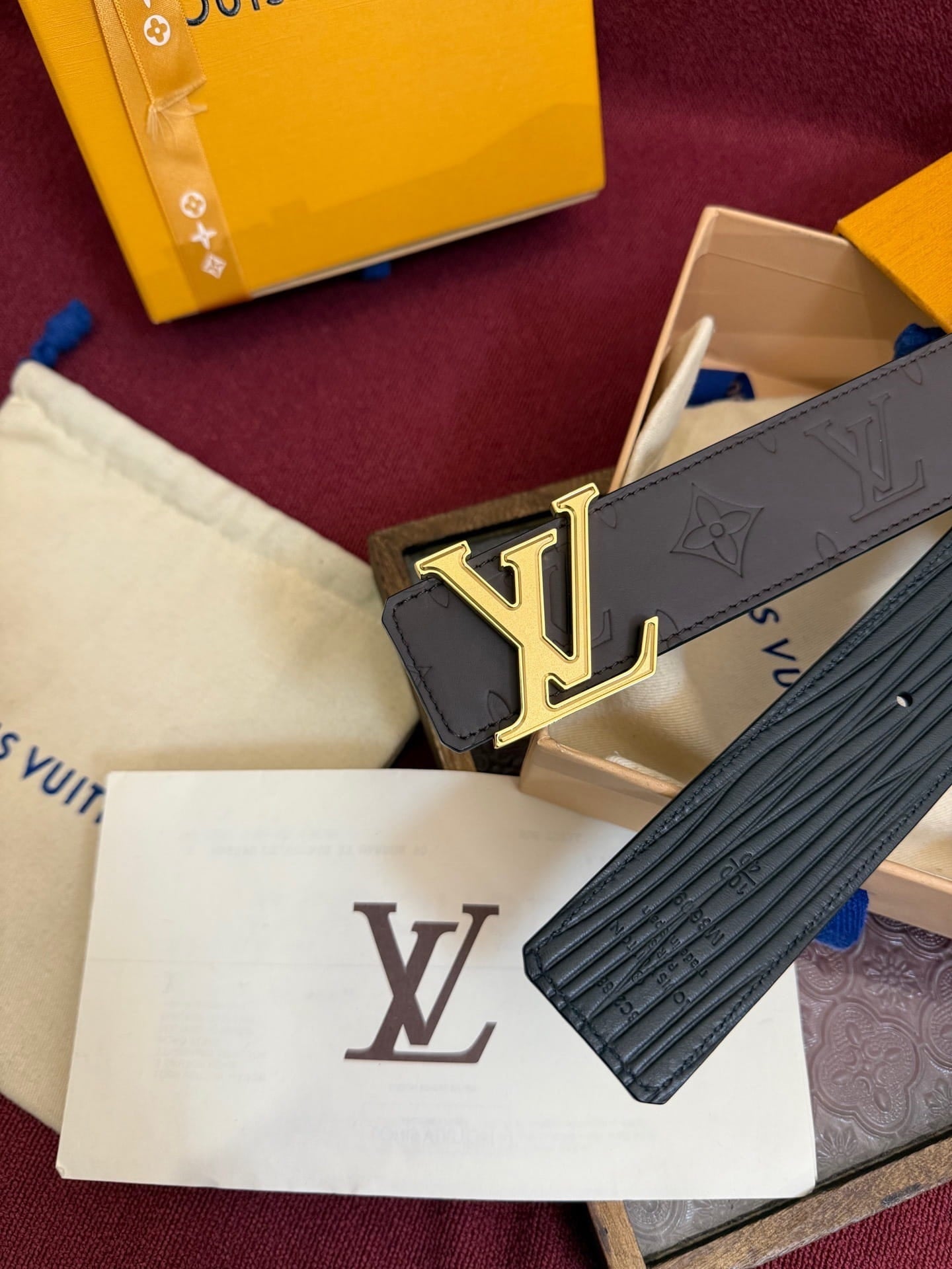 Louis Vuitton LV Mocha Brown Monogram Taurillon 40mm Reversible Belt - Gold LV Buckle