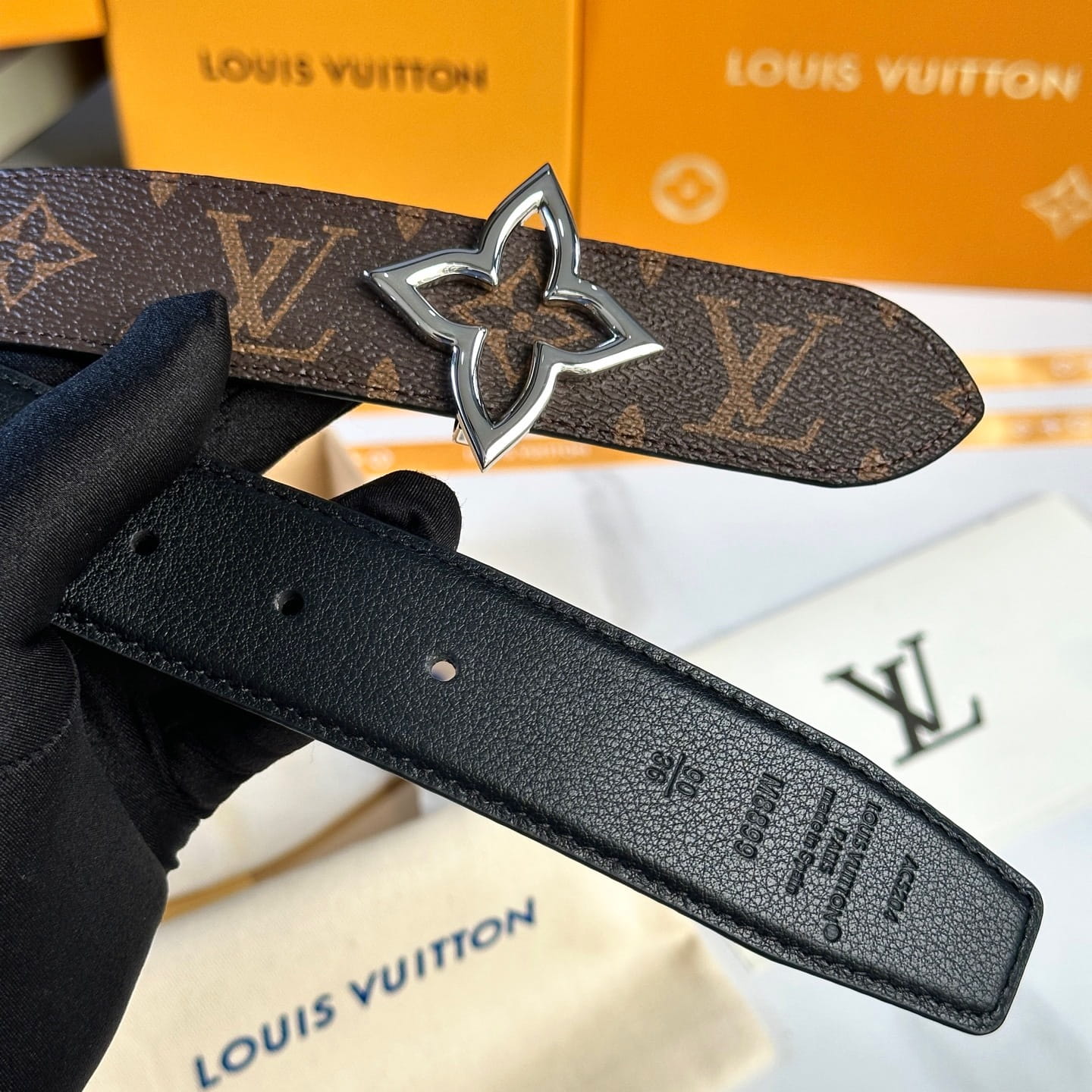 Louis Vuitton LV Women's Monogram Canvas 30mm Reversible Belt - Silver Flowergram Buckle