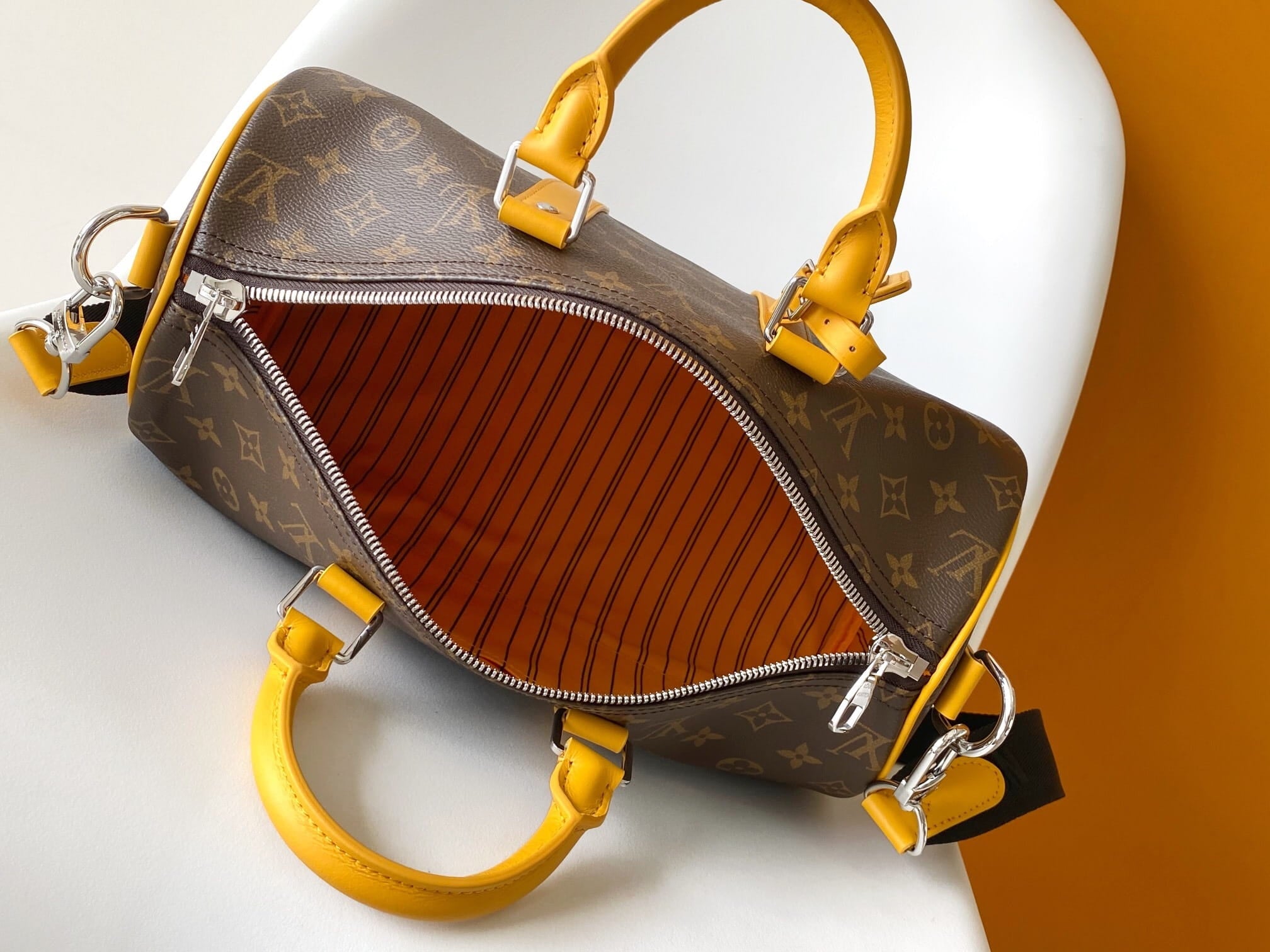 Louis Vuitton メッセンジャーバッグ ブラウン/イエロー Louis Vuitton LV Monogram Macassar Keepall Bandoulière 35 Travel
