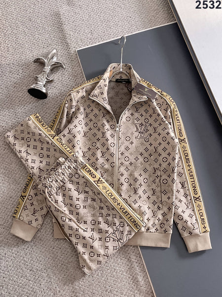 sweetLouis Vuitton レースジャケット 34 Louis Vuitton LV Monogram Tracksuit Set - Cream & Beige Technical