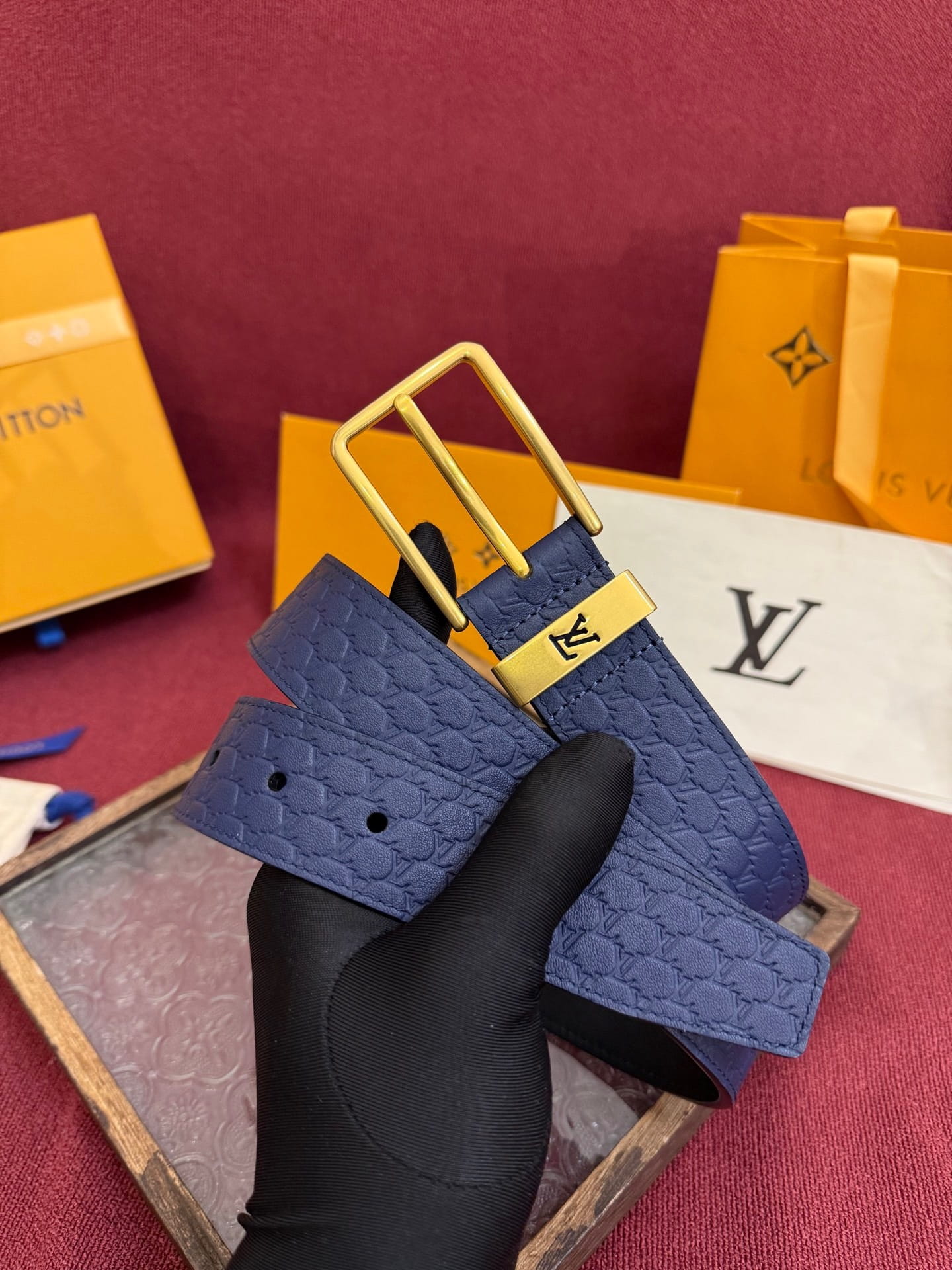 Louis Vuitton LV Navy Blue Pont Neuf 35mm Belt - Brushed Gold Buckle