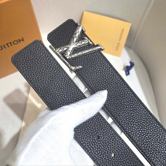 Louis Vuitton LV Pyramide 40mm Reversible Belt - Black Leather with Silver Hardware