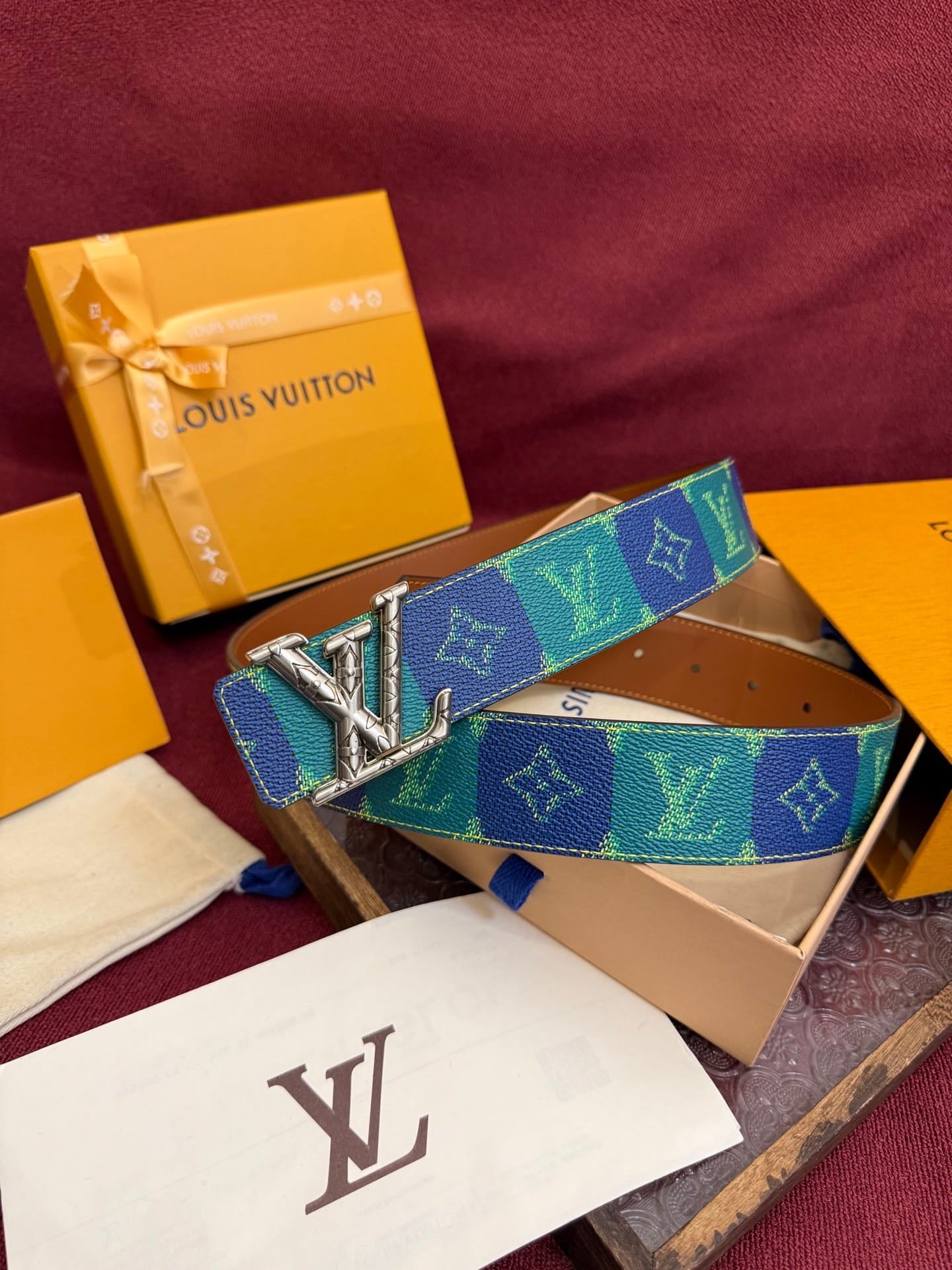 Louis Vuitton LV Pyramide Stripes 40mm Reversible Belt - Engraved Silver Buckle