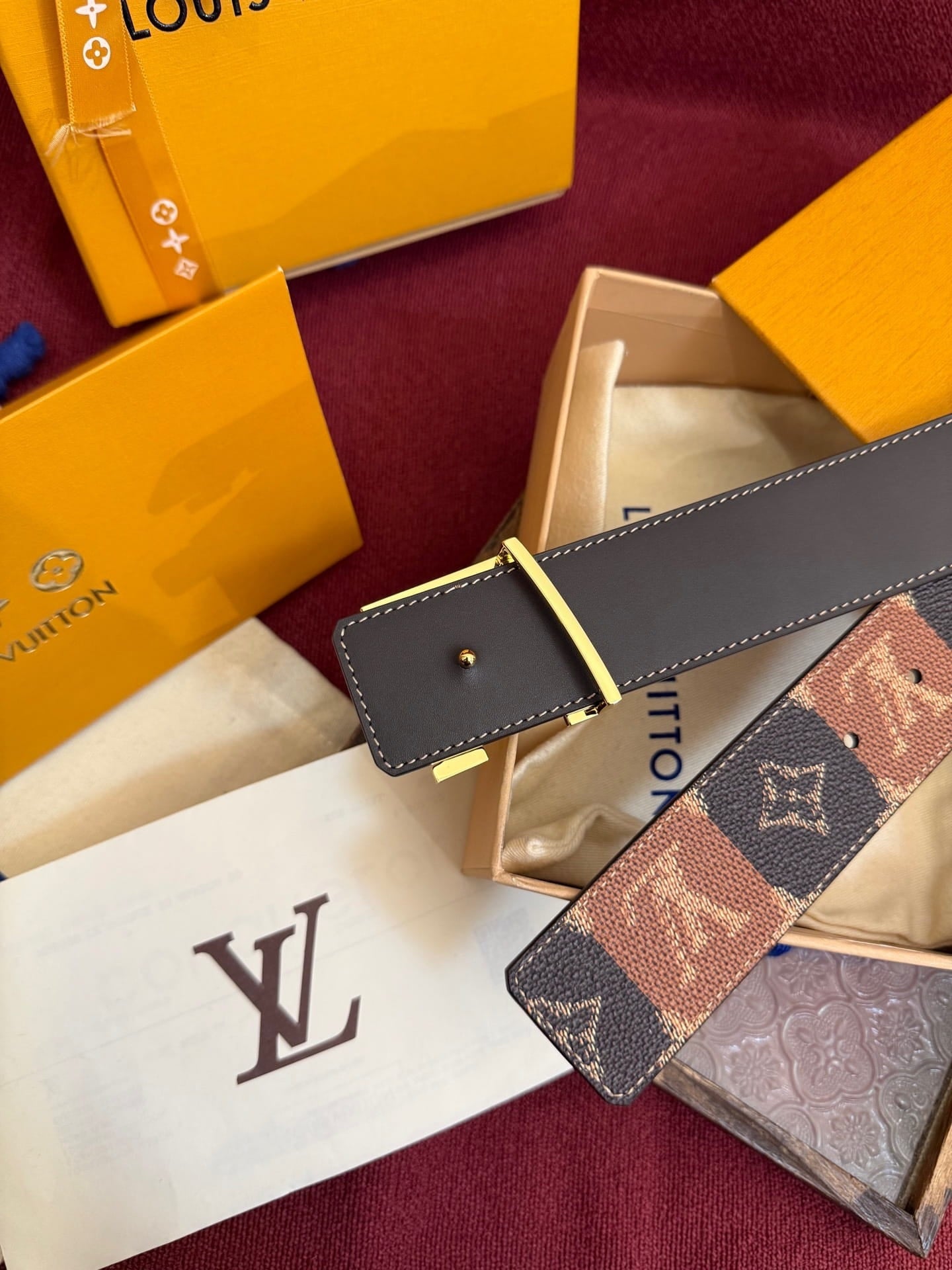 Louis Vuitton LV Pyramide Stripes 40mm Reversible Belt - Polished Gold Buckle
