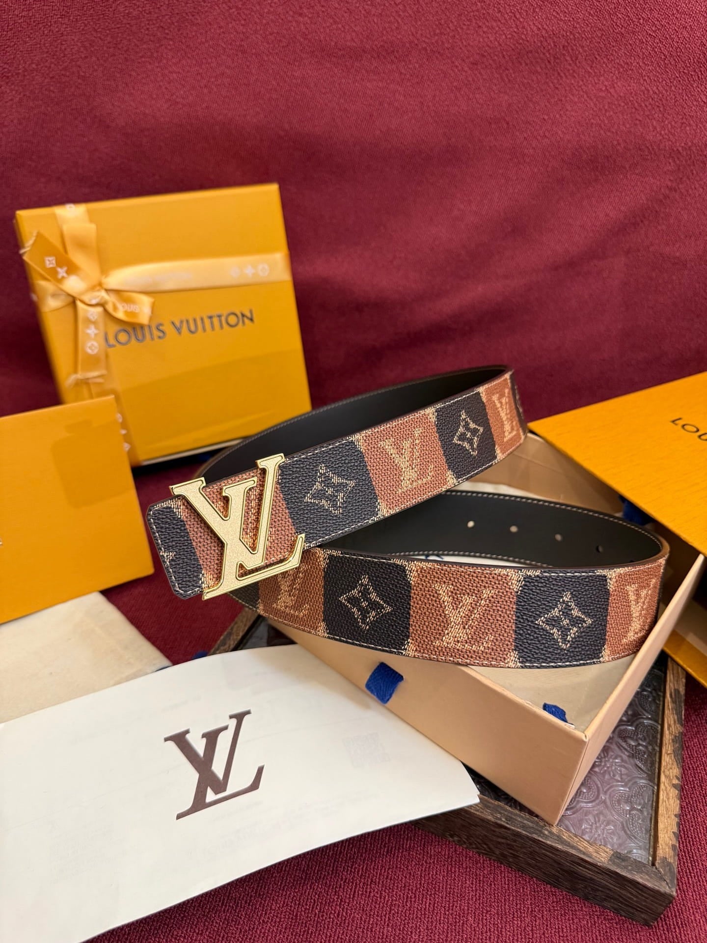 Louis Vuitton LV Pyramide Stripes 40mm Reversible Belt - Polished Gold Buckle