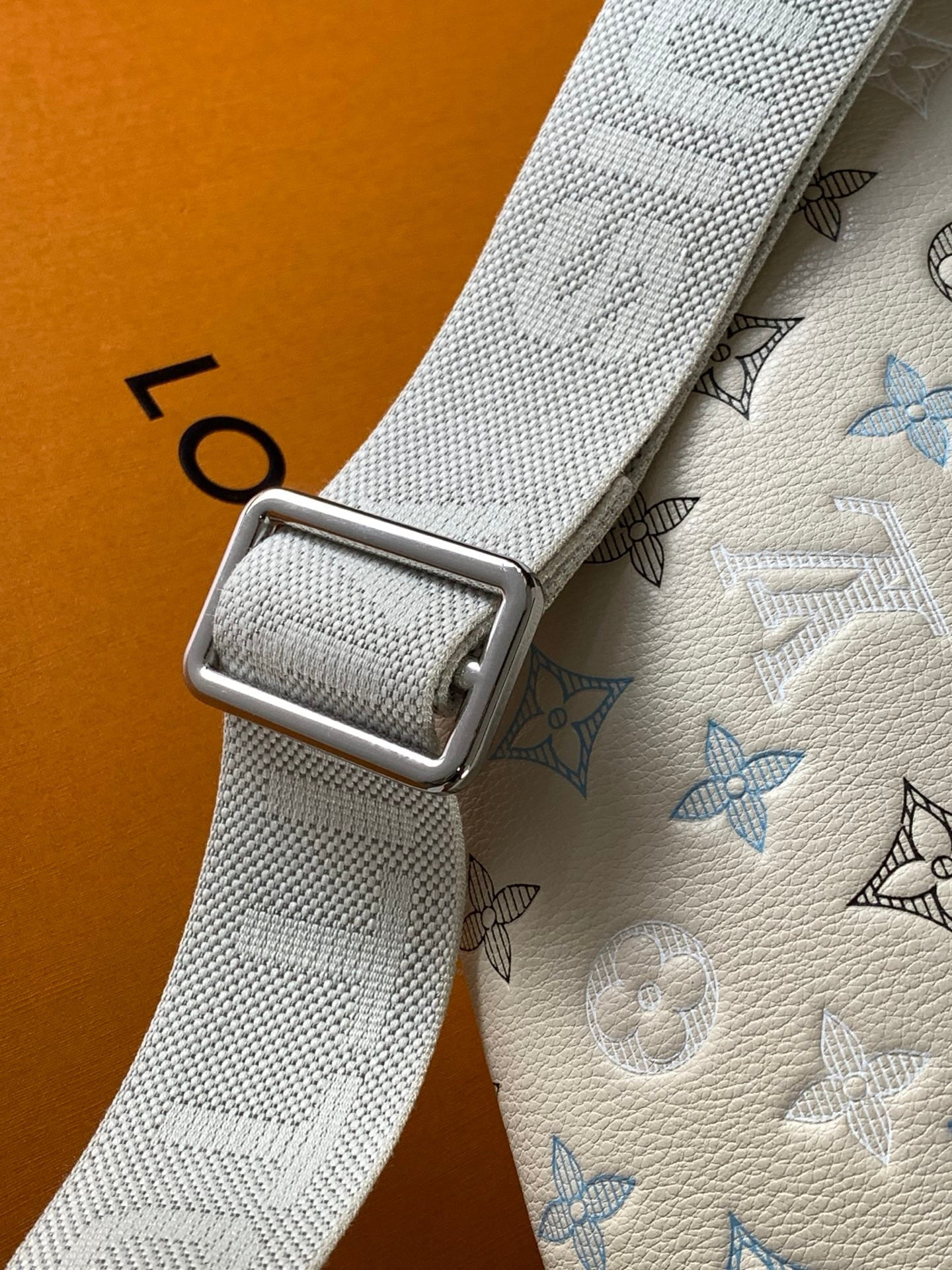 Louis Vuitton LV Rush Bumbag - White Monogram Heritage Canvas Belt Bag